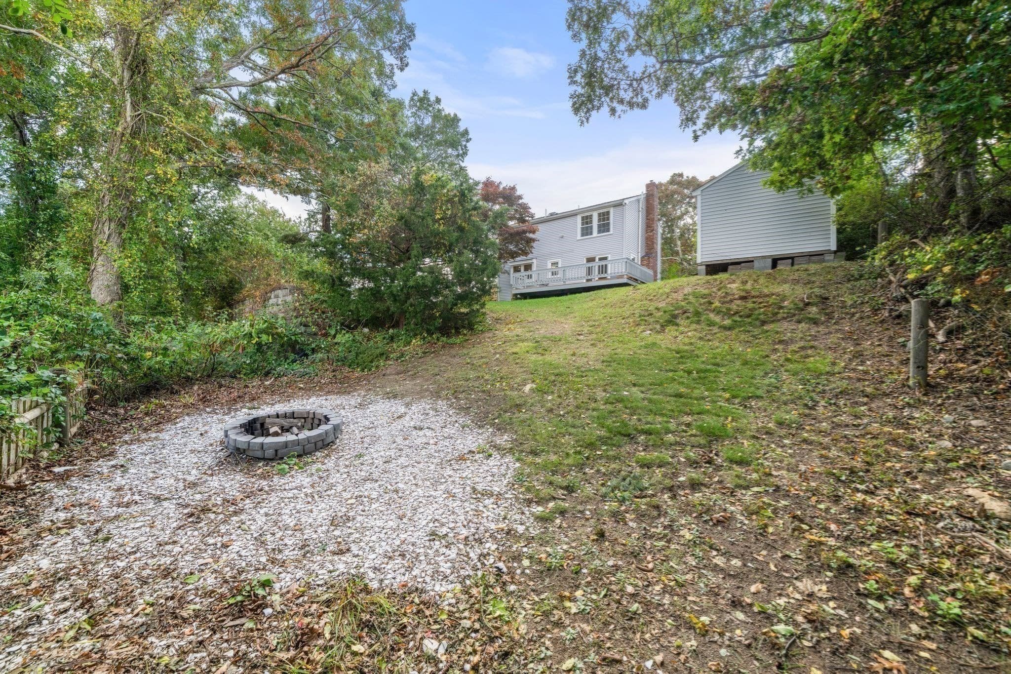Single Family Residence at 32 Grandview Dr, Plymouth MA 02360, Plymouth, photo 13 of 39