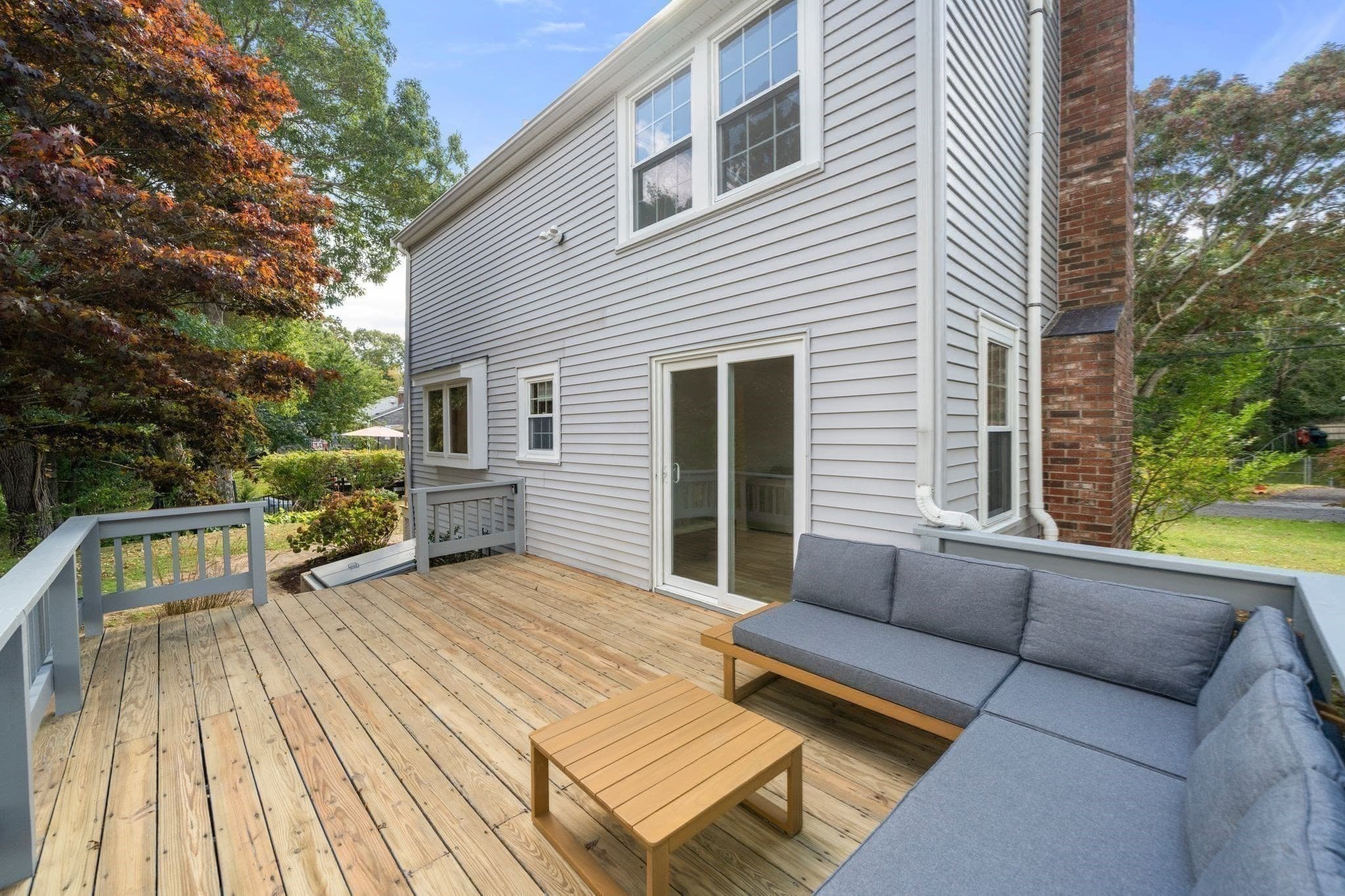 Single Family Residence at 32 Grandview Dr, Plymouth MA 02360, Plymouth, photo 9 of 39
