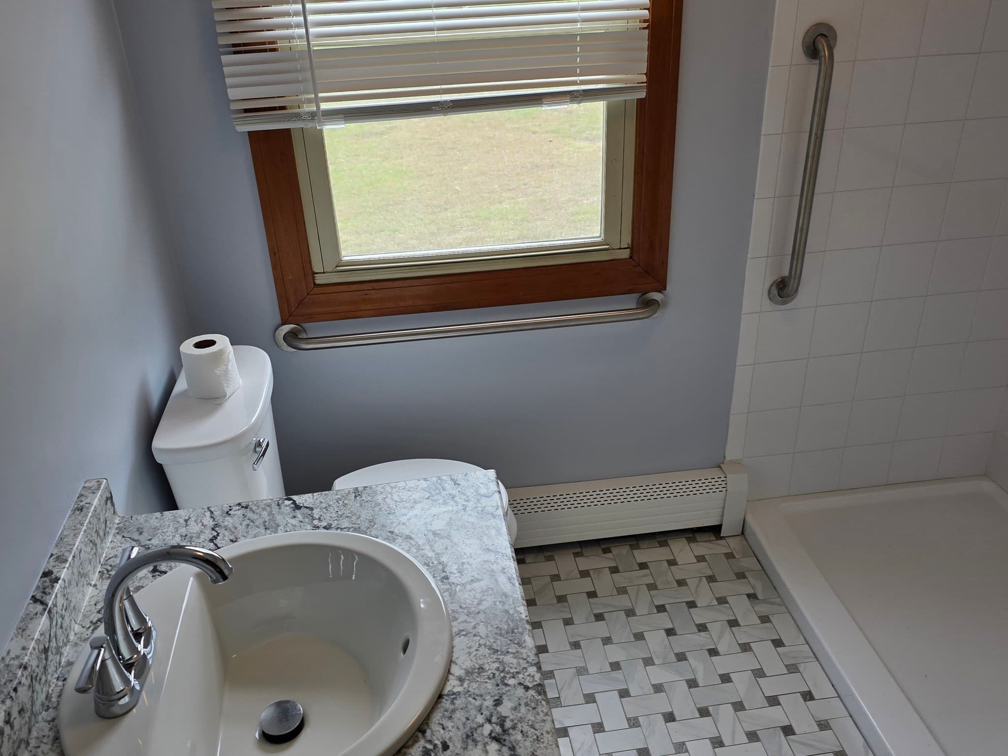 Single Family Residence at 24 Elm St, Franklin MA 02038, Franklin, photo 7 of 17