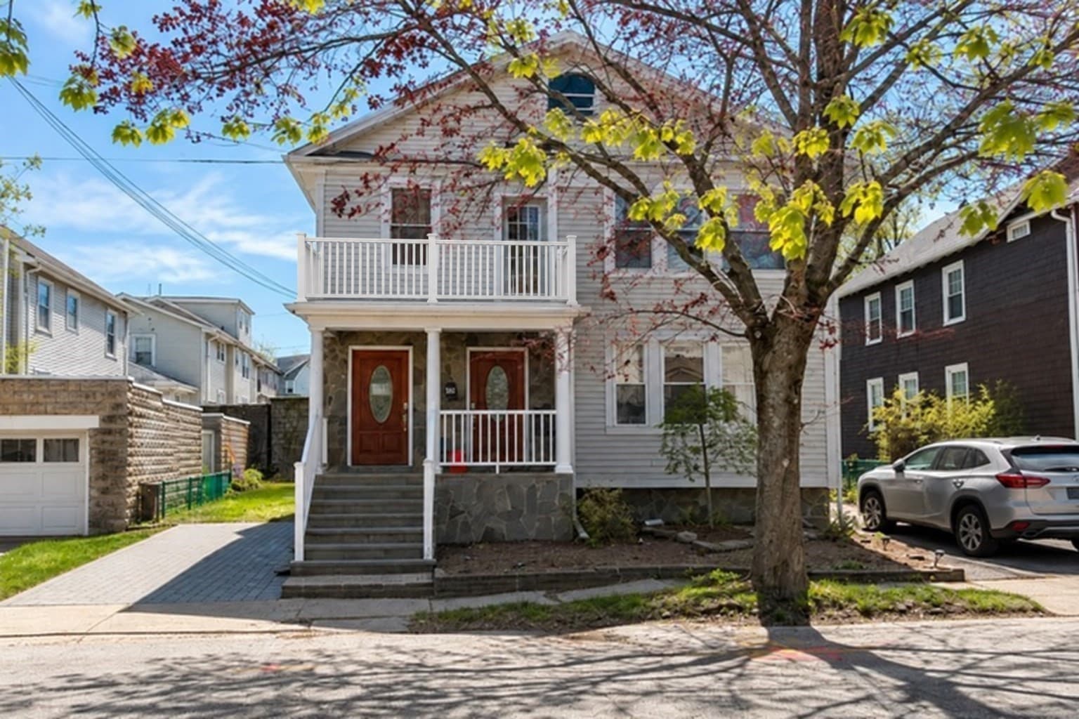 Condominium at 18 Vincent Ave # 18, Belmont MA 02478, Belmont, photo 2 of 27