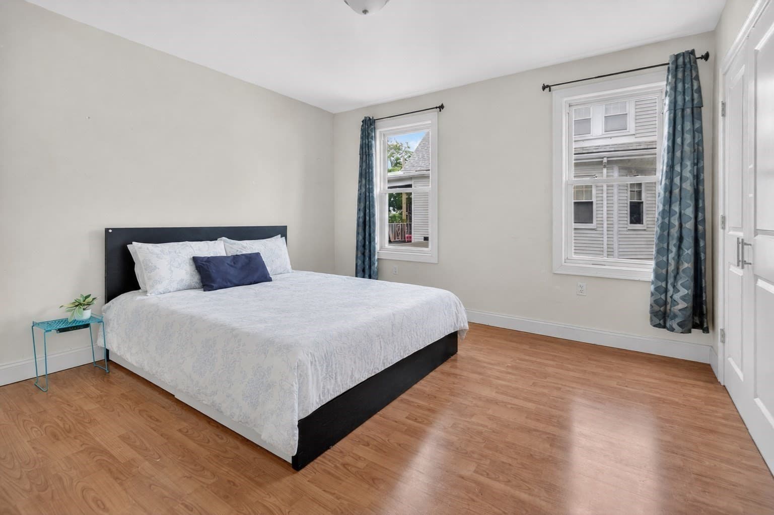 Condominium at 18 Vincent Ave # 18, Belmont MA 02478, Belmont, photo 22 of 27