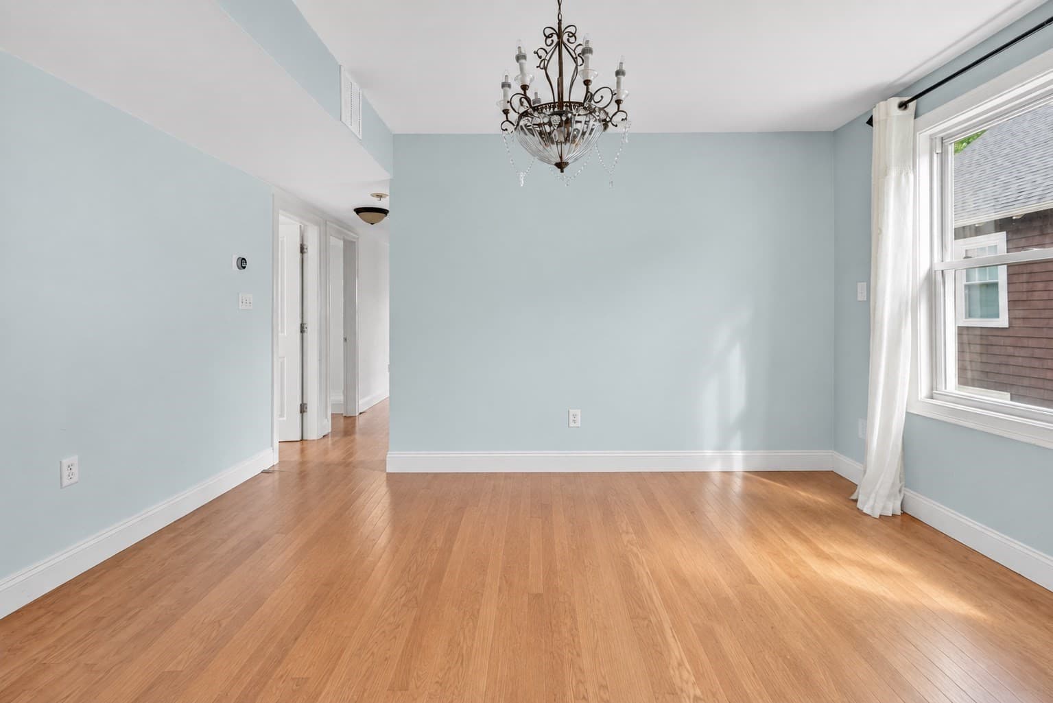 Condominium at 18 Vincent Ave # 18, Belmont MA 02478, Belmont, photo 7 of 27