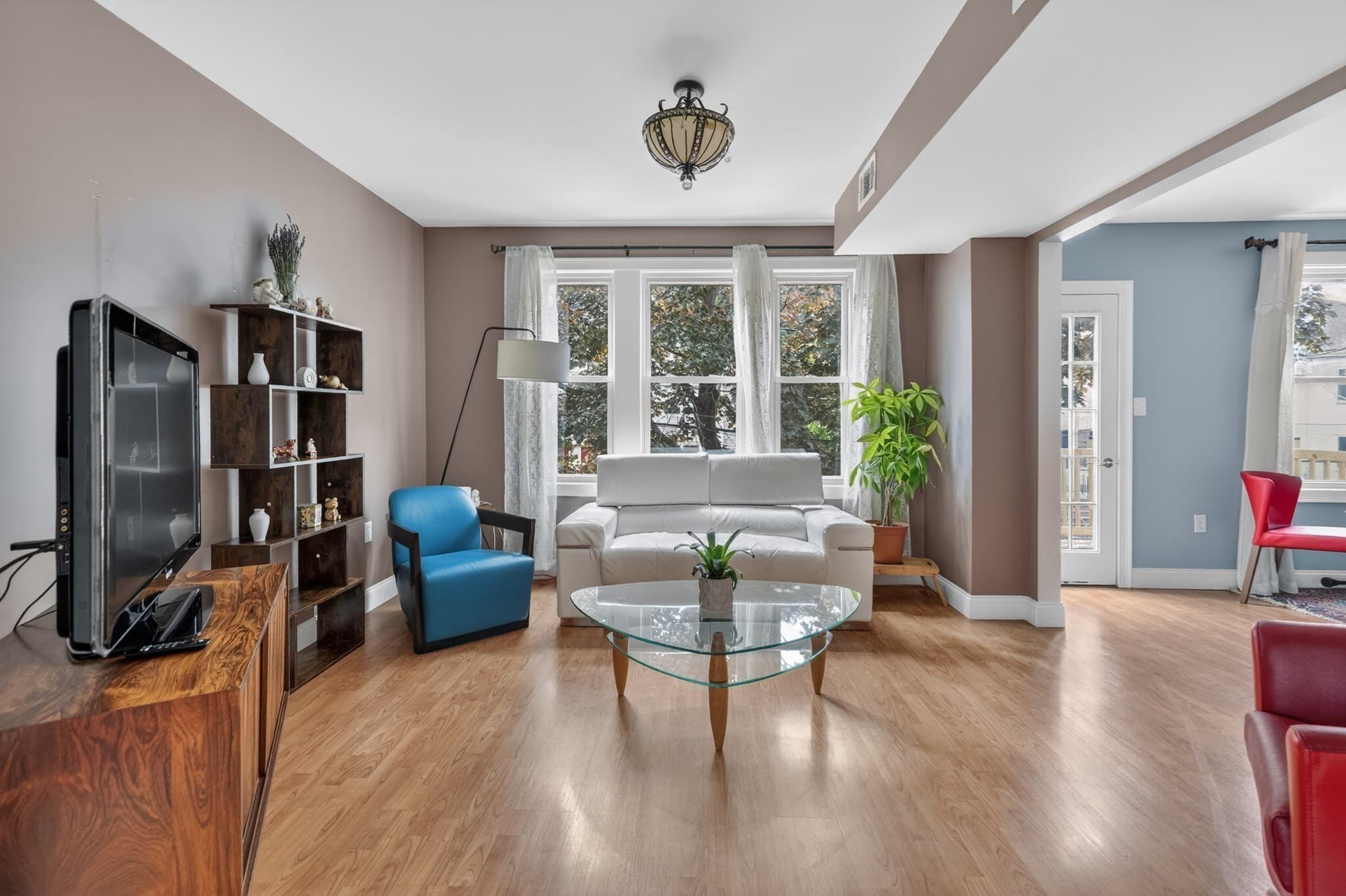 Condominium at 18 Vincent Ave # 18, Belmont MA 02478, Belmont, photo 10 of 27