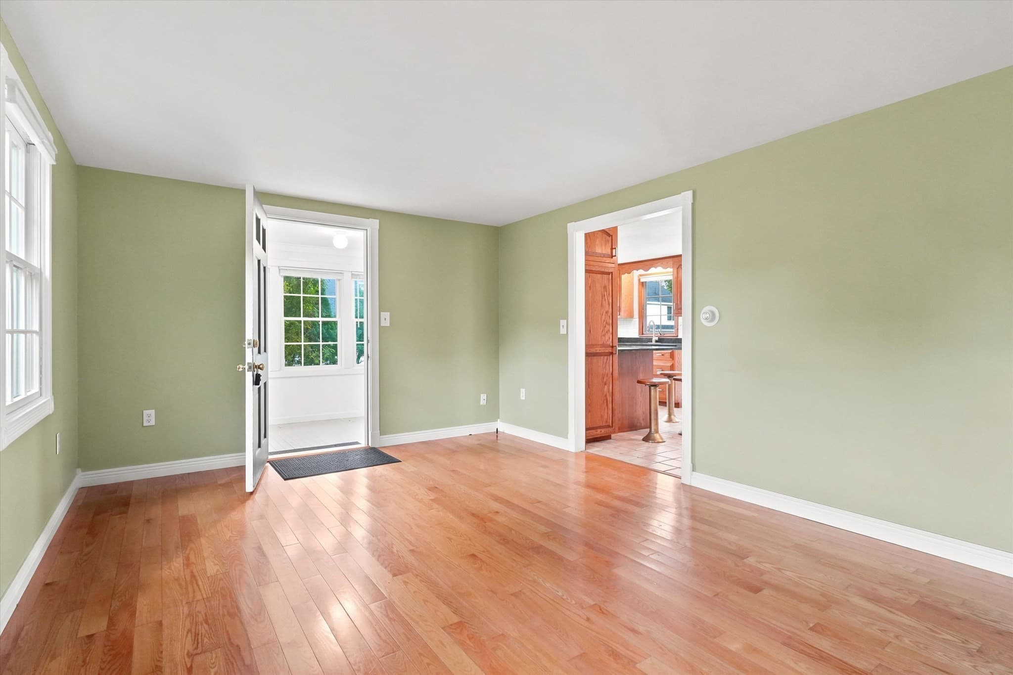 Single Family Residence at 3 Norman Ave, Newburyport MA 01950, Newburyport, photo 5 of 38