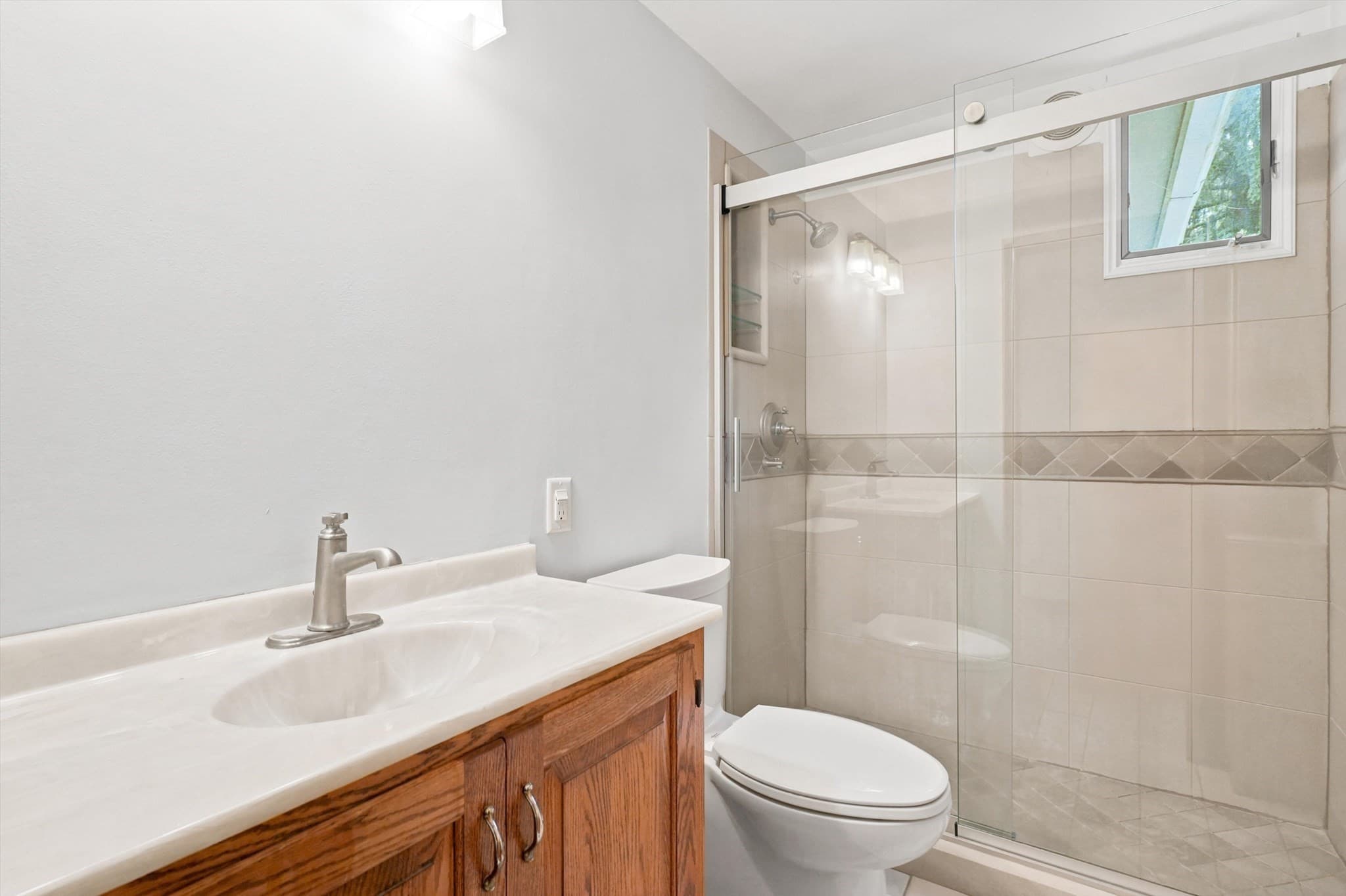 Single Family Residence at 3 Norman Ave, Newburyport MA 01950, Newburyport, photo 14 of 38