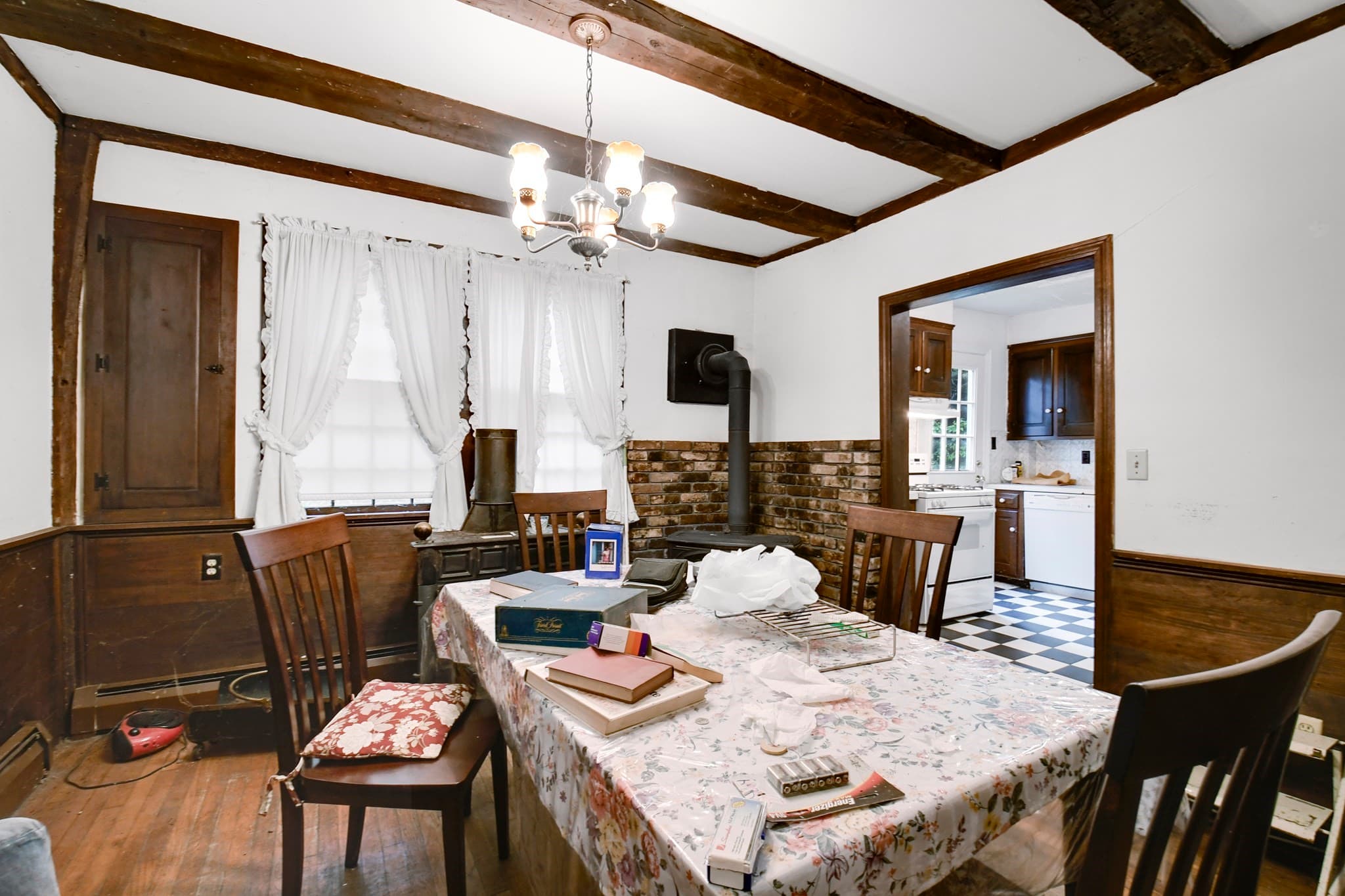 Single Family Residence at 18 School House Rd, Sandown NH 03873, Sandown, photo 13 of 33