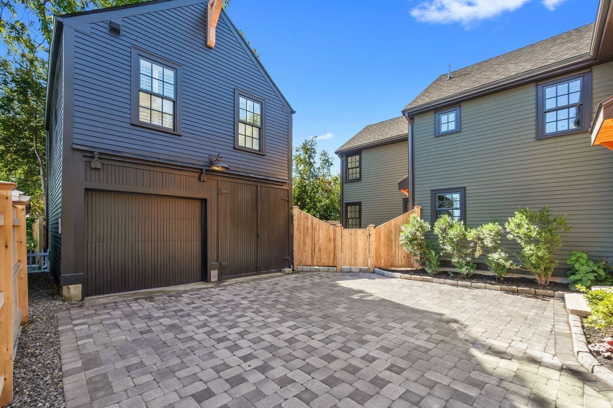Single Family Residence at 15 Broad St, Newburyport MA 01950, Newburyport, photo 3 of 42