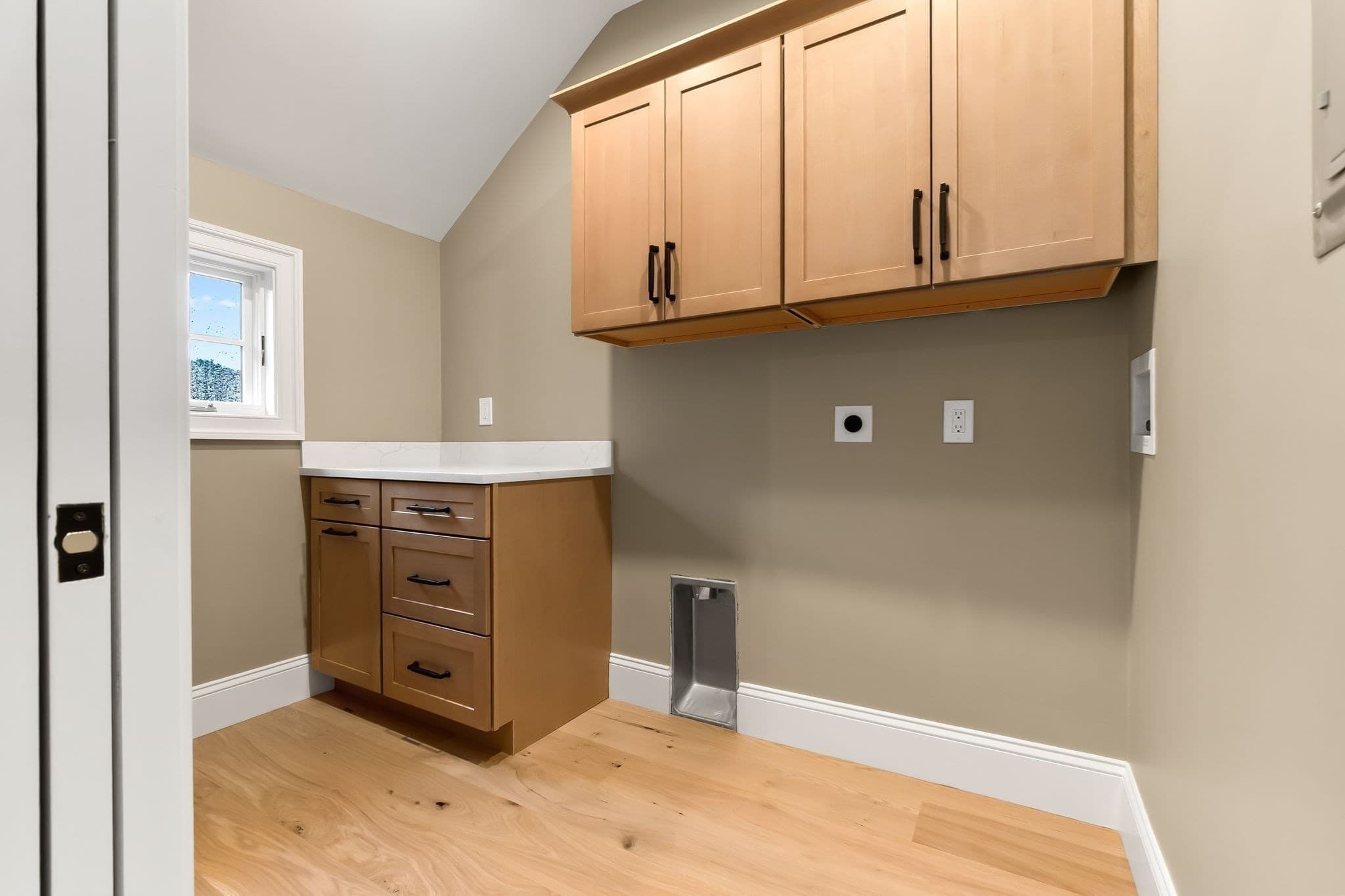 Single Family Residence at 15 Broad St, Newburyport MA 01950, Newburyport, photo 28 of 42