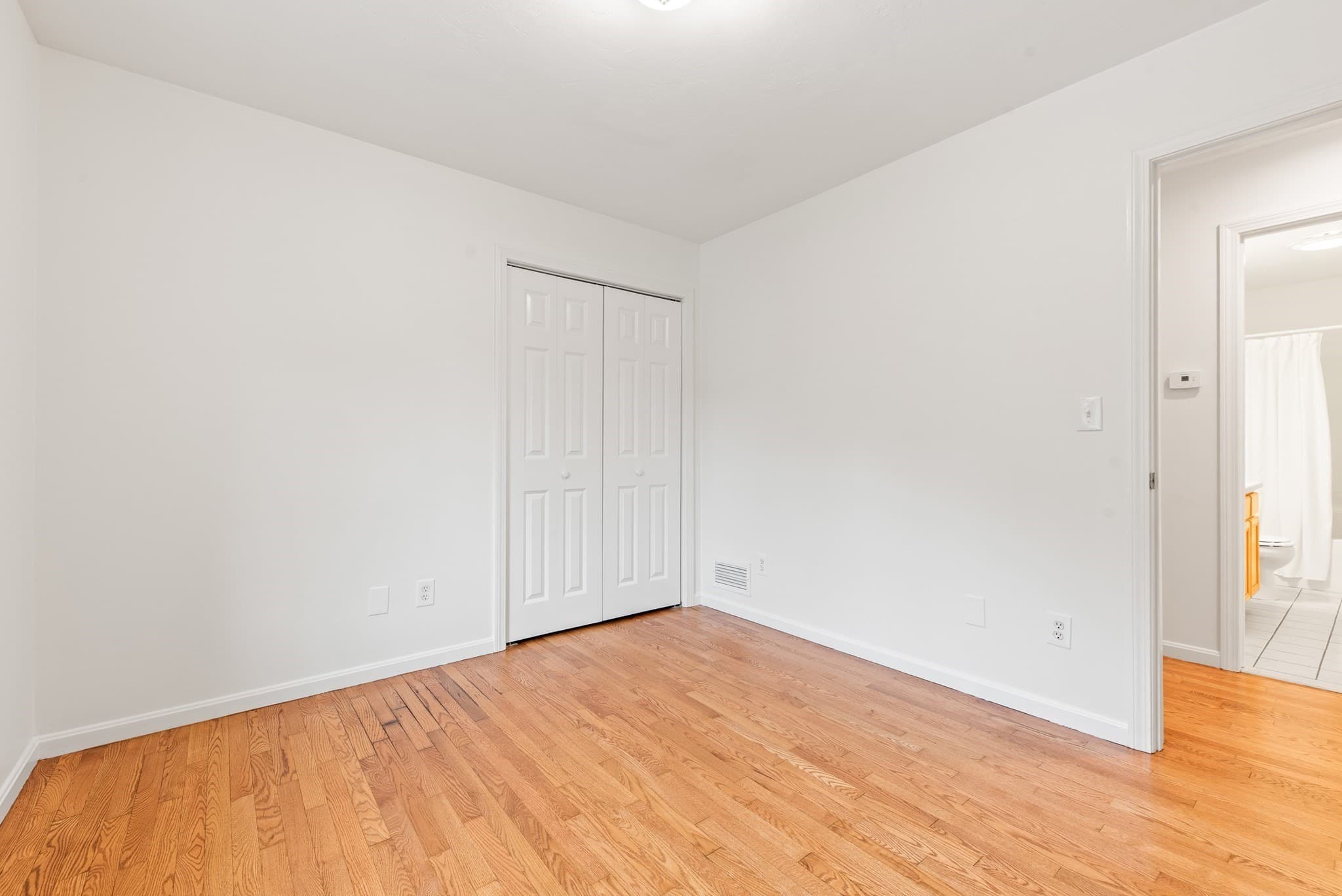 Single Family Residence at 15 Tory Fort Ln, Worcester MA 01602, Worcester, photo 13 of 29