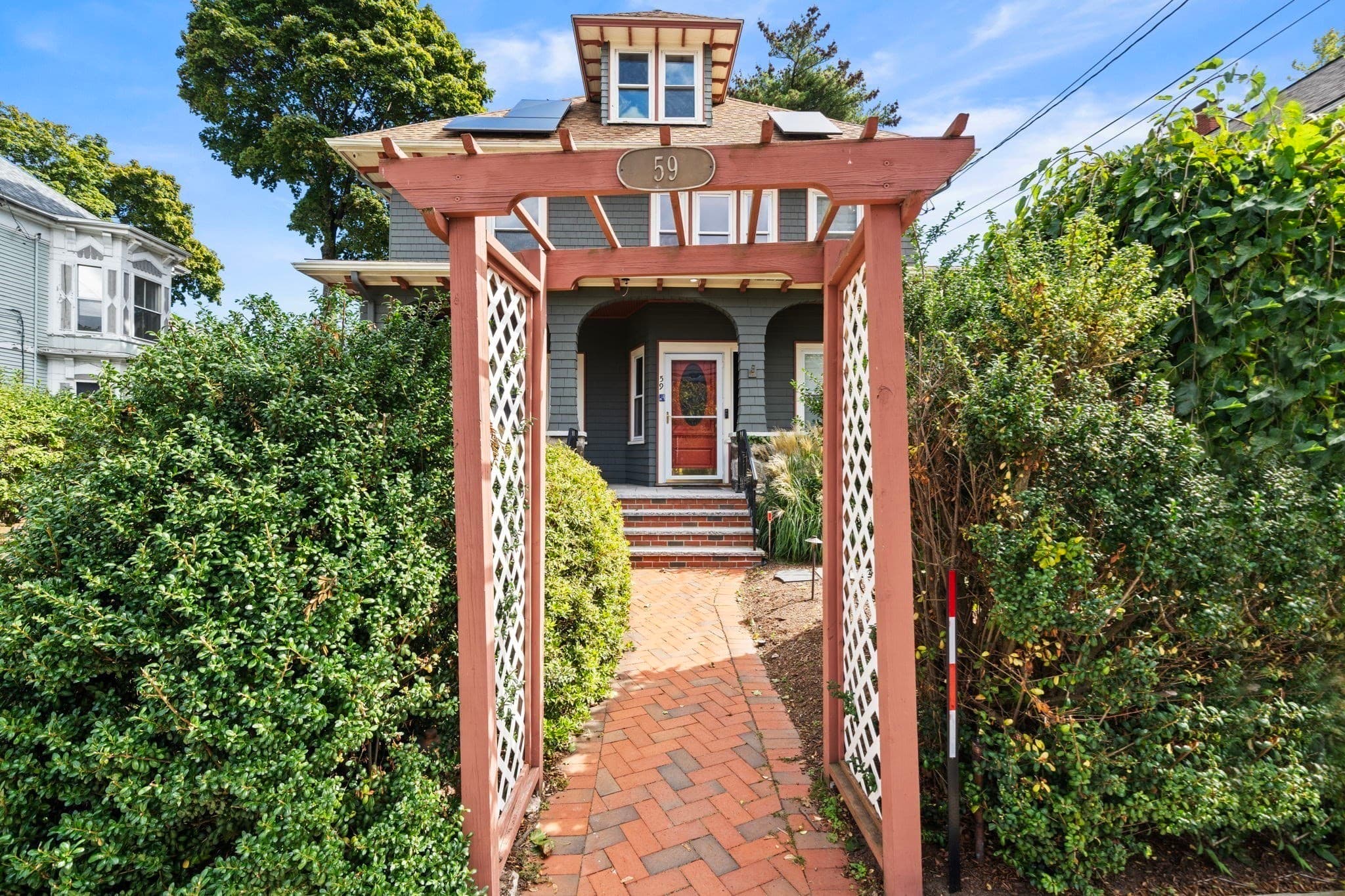Single Family Residence at 59 Oakland St, Medford MA 02155, Medford, photo 3 of 41