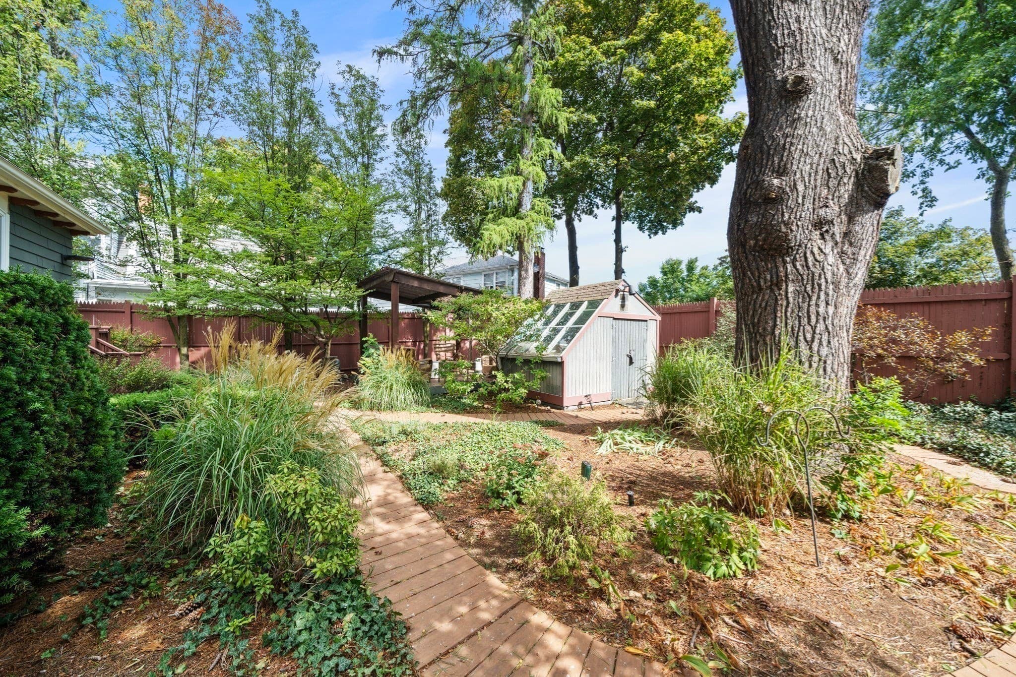 Single Family Residence at 59 Oakland St, Medford MA 02155, Medford, photo 21 of 41