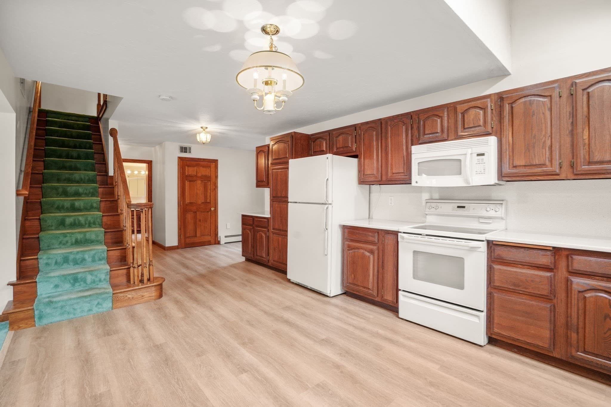 Single Family Residence at 49 Singletary Rd, Millbury MA 01527, Millbury, photo 7 of 32