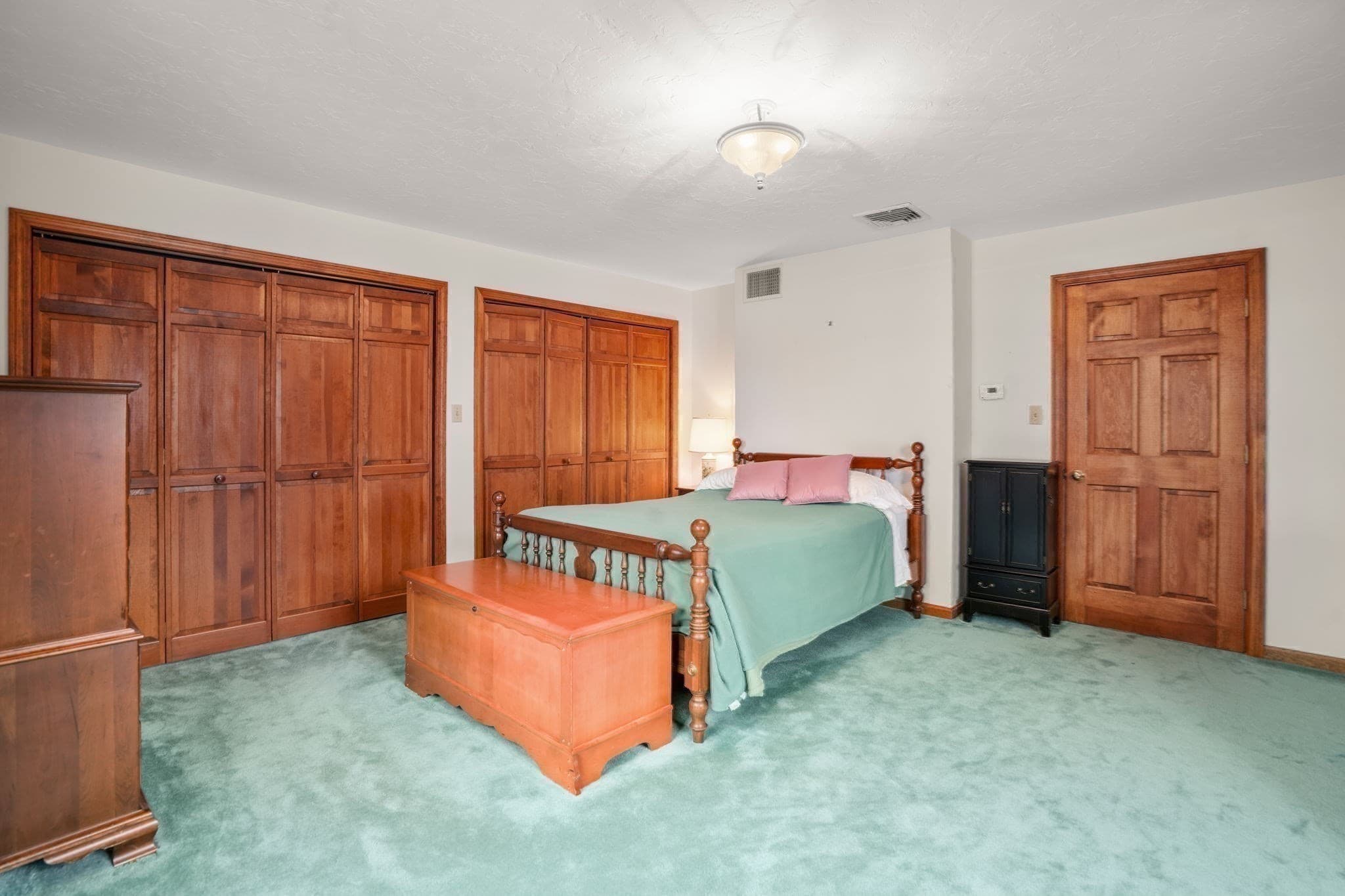 Single Family Residence at 49 Singletary Rd, Millbury MA 01527, Millbury, photo 14 of 32