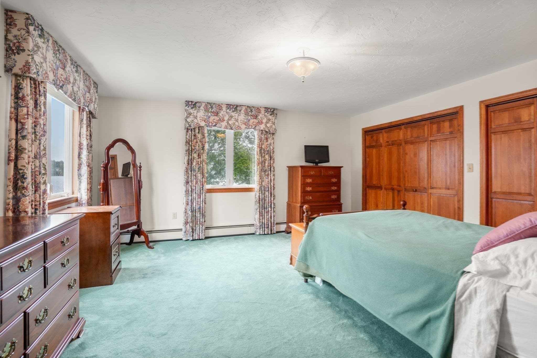 Single Family Residence at 49 Singletary Rd, Millbury MA 01527, Millbury, photo 15 of 32