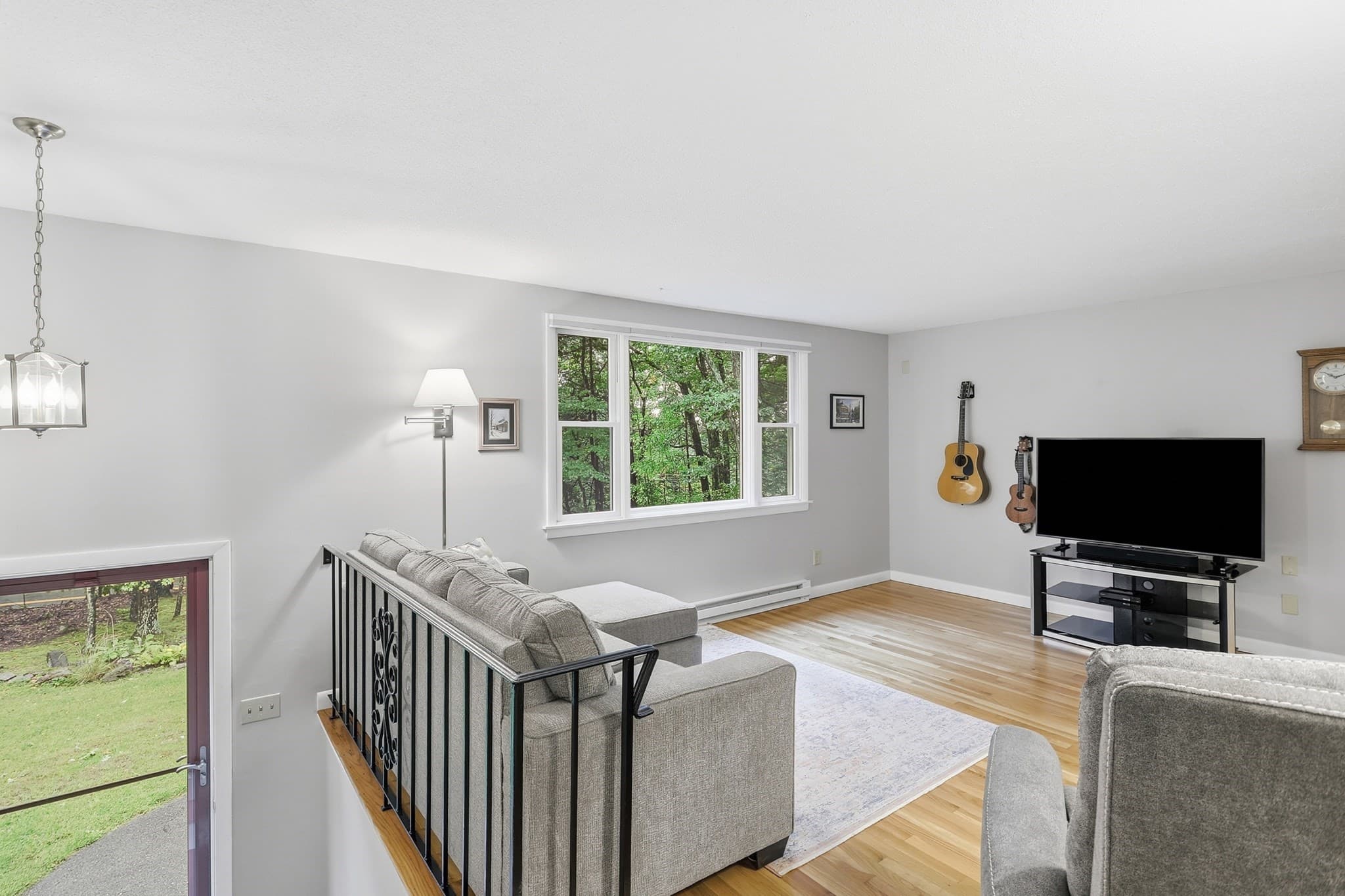 Single Family Residence at 10 Beaver Brook Road, Littleton MA 01460, Littleton, photo 7 of 31