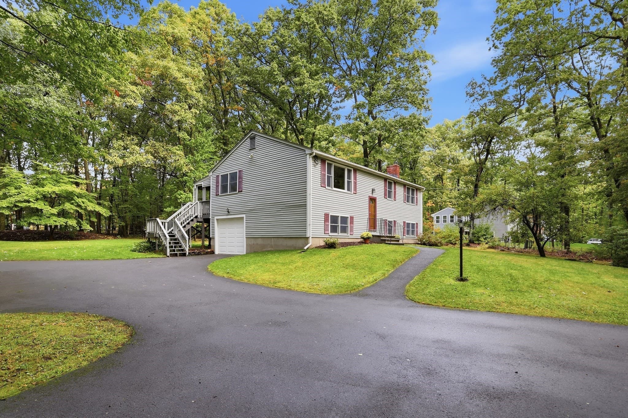 Single Family Residence at 10 Beaver Brook Road, Littleton MA 01460, Littleton, photo 3 of 31