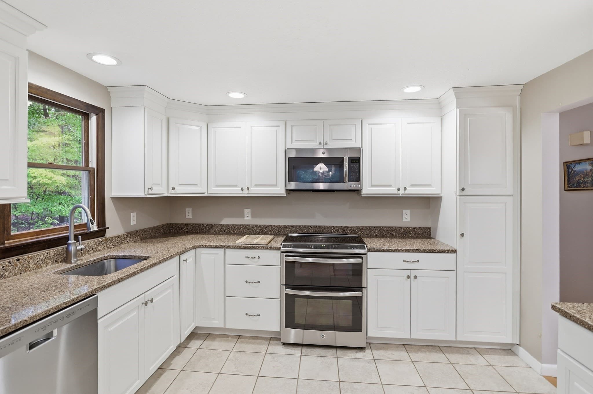 Single Family Residence at 10 Beaver Brook Road, Littleton MA 01460, Littleton, photo 14 of 31