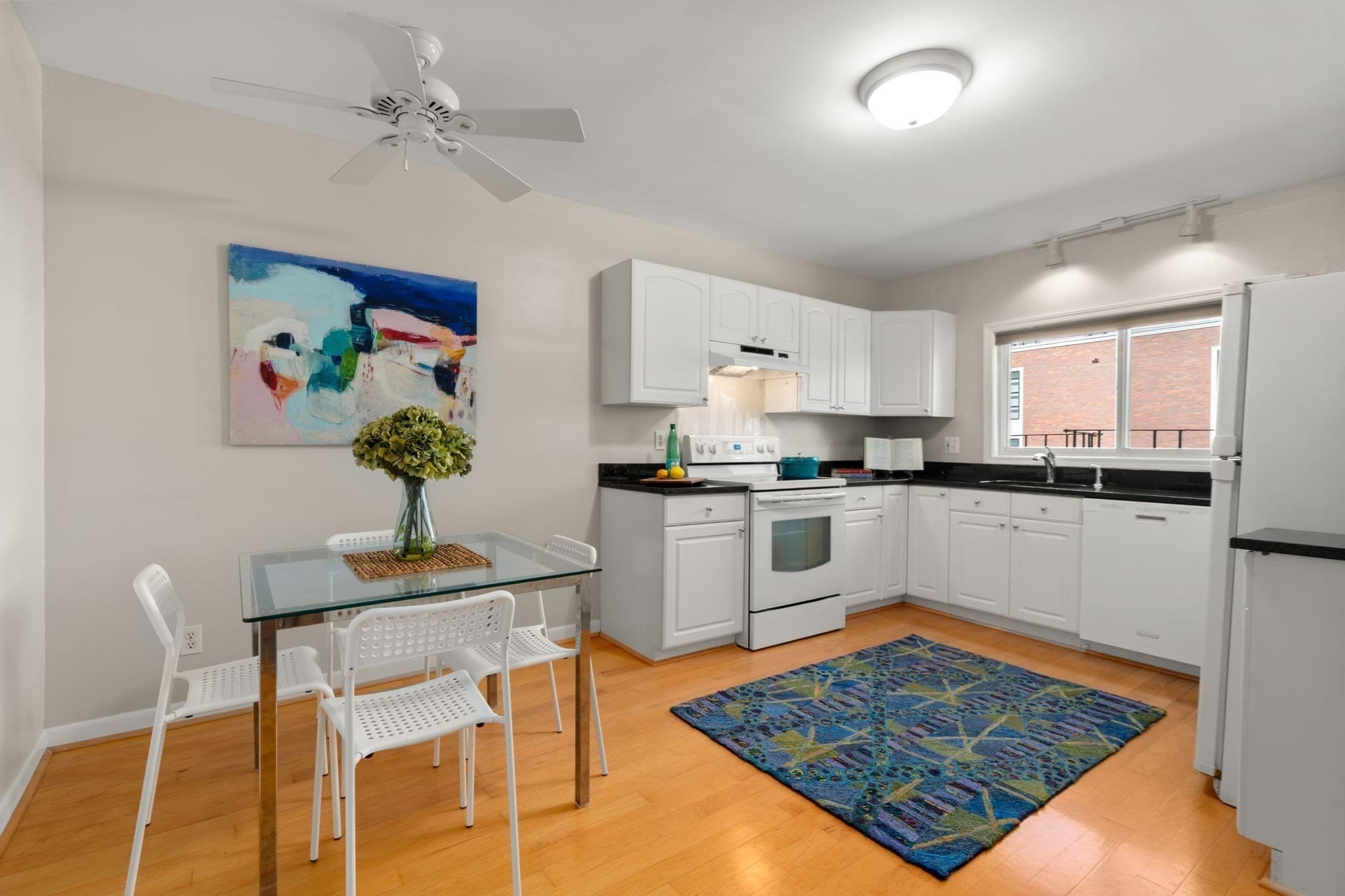 Condominium at 31 Highland Avenue # 2, Newton MA 02460, Newton, photo 5 of 11
