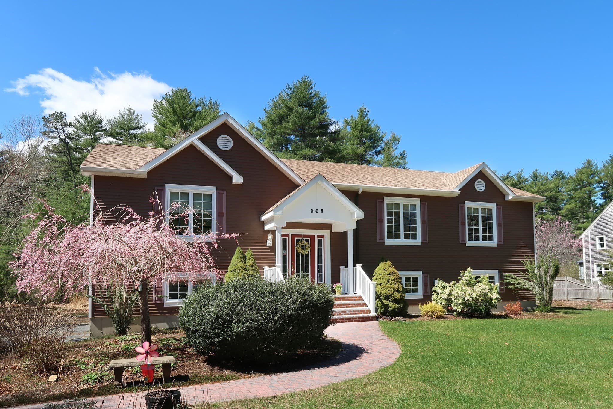 868 Main St, Wareham MA 02576