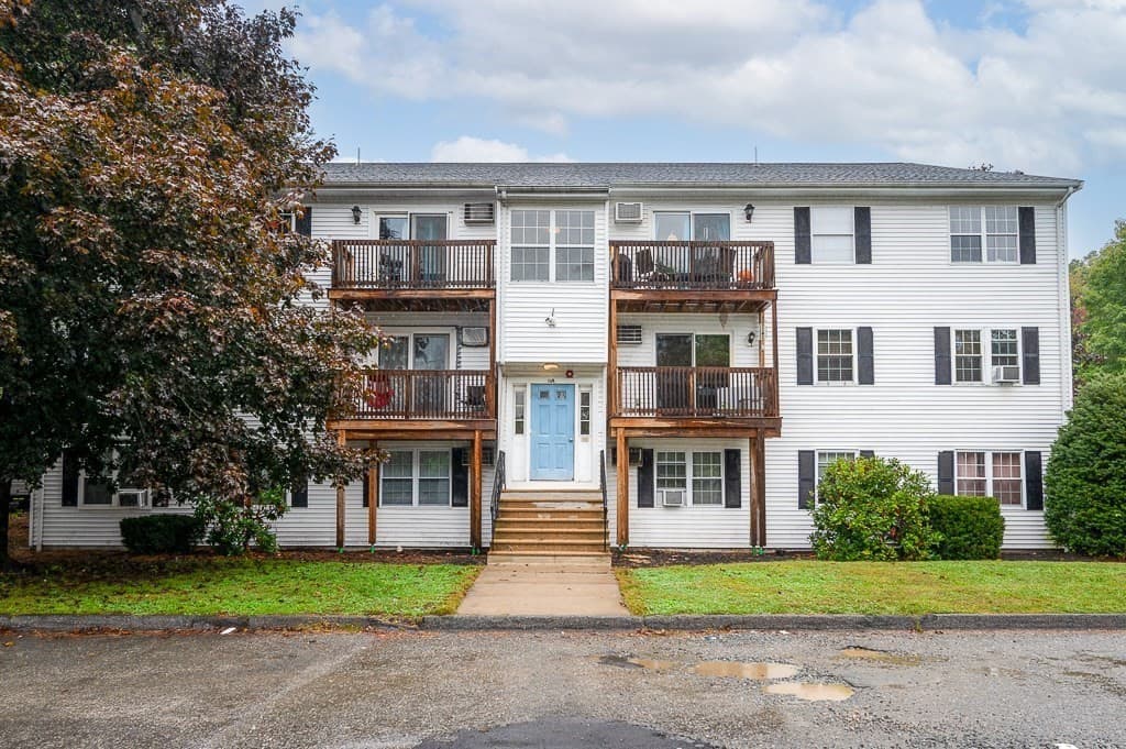 Condominium at 36A Gibbs St # 11, Worcester MA 01607, Worcester, photo 20 of 22
