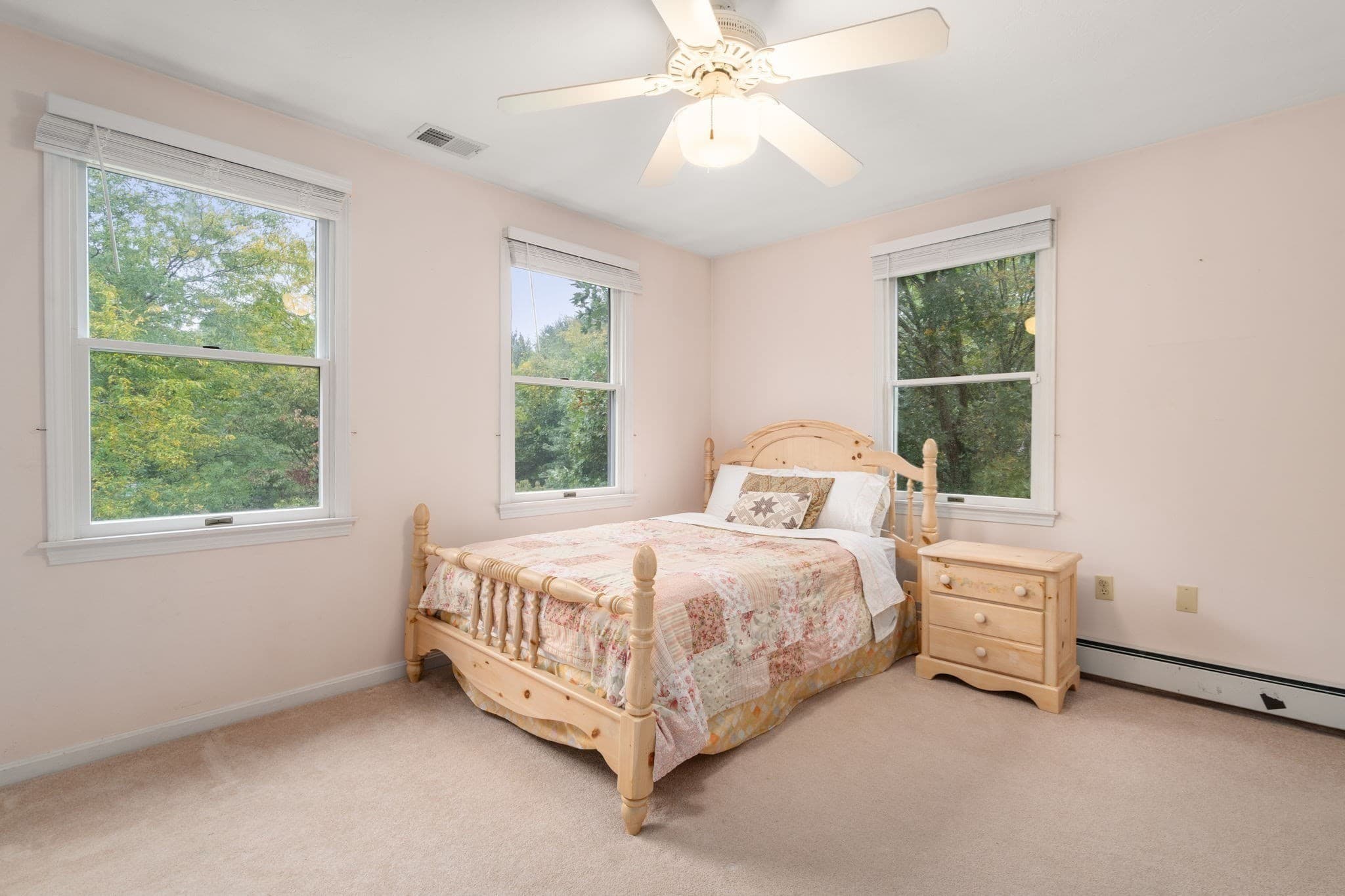 Single Family Residence at 20 Hunters Run, Franklin MA 02038, Franklin, photo 26 of 42