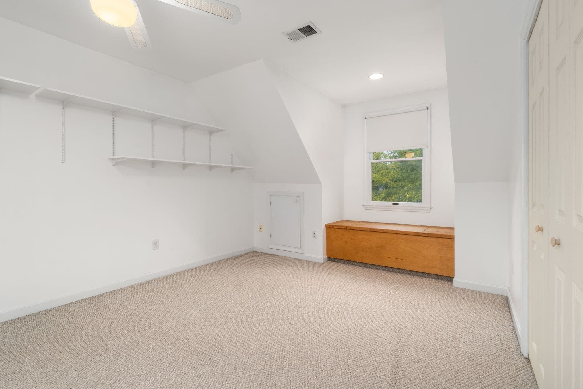 Single Family Residence at 20 Hunters Run, Franklin MA 02038, Franklin, photo 32 of 42