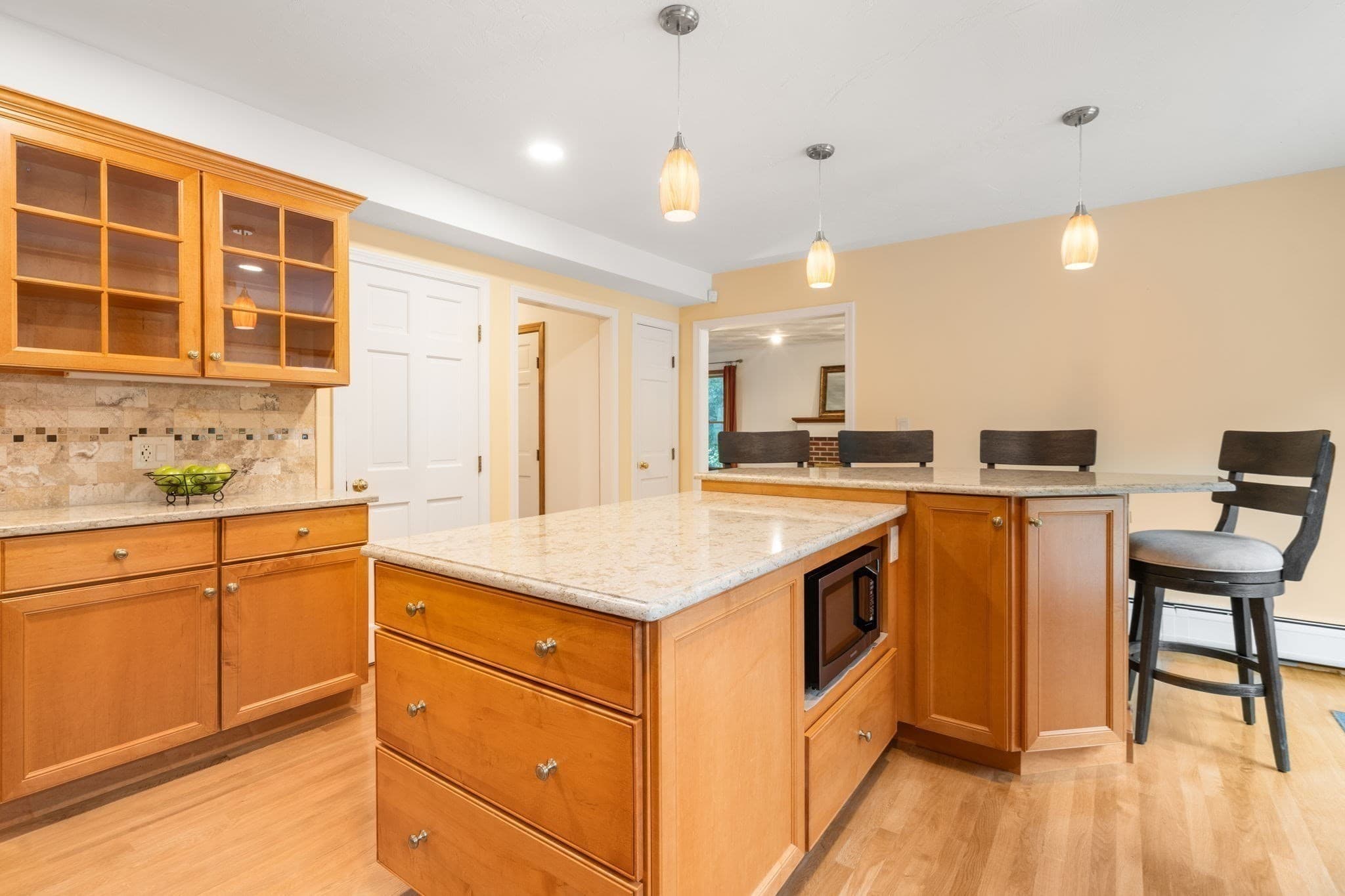 Single Family Residence at 20 Hunters Run, Franklin MA 02038, Franklin, photo 14 of 42