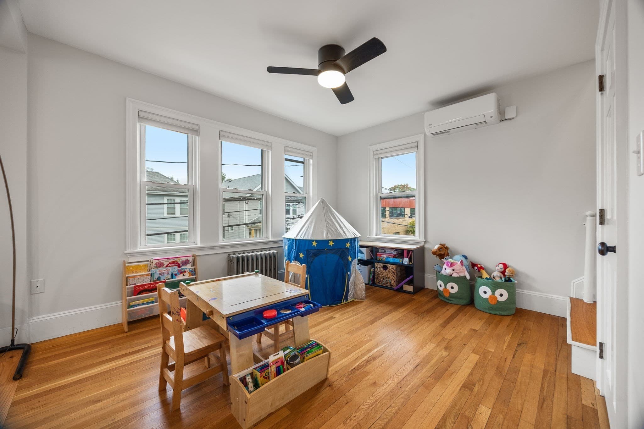 Condominium at 20 Silk St # 2, Arlington MA 02474, Arlington, photo 6 of 33