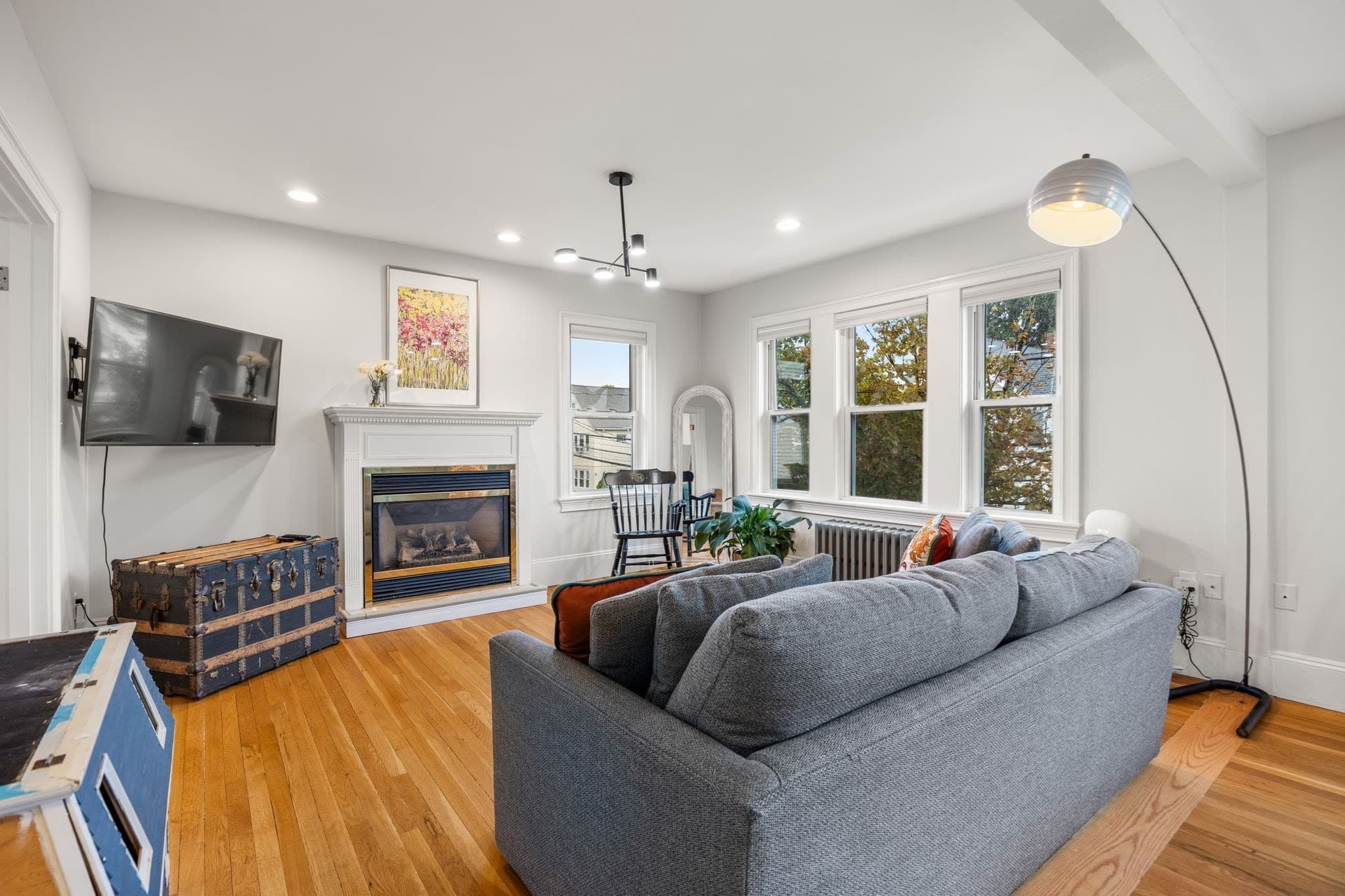 Condominium at 20 Silk St # 2, Arlington MA 02474, Arlington, photo 3 of 33