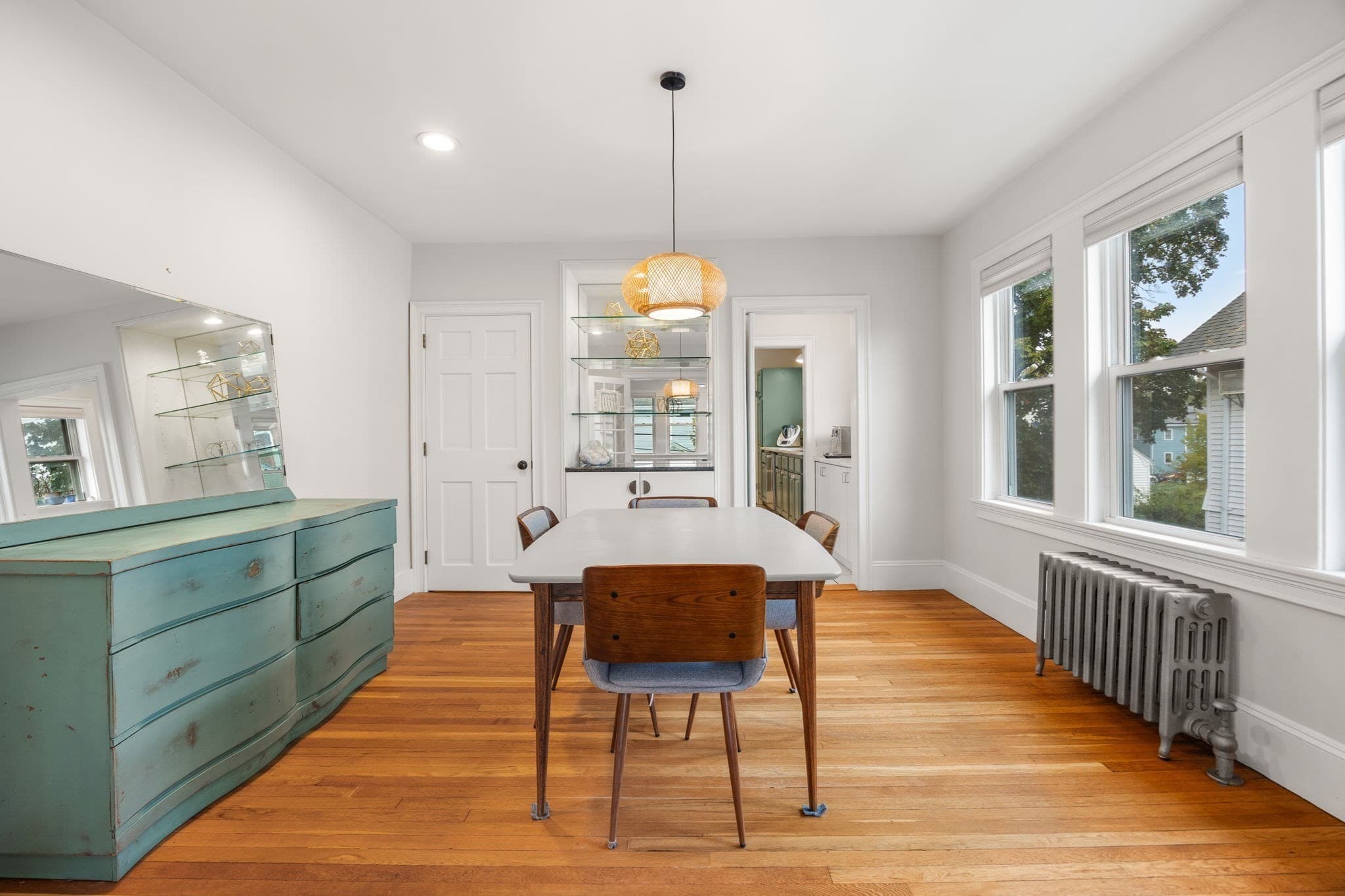 Condominium at 20 Silk St # 2, Arlington MA 02474, Arlington, photo 9 of 33