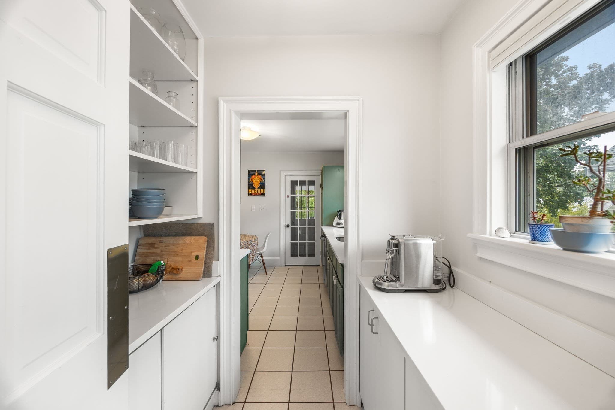 Condominium at 20 Silk St # 2, Arlington MA 02474, Arlington, photo 10 of 33