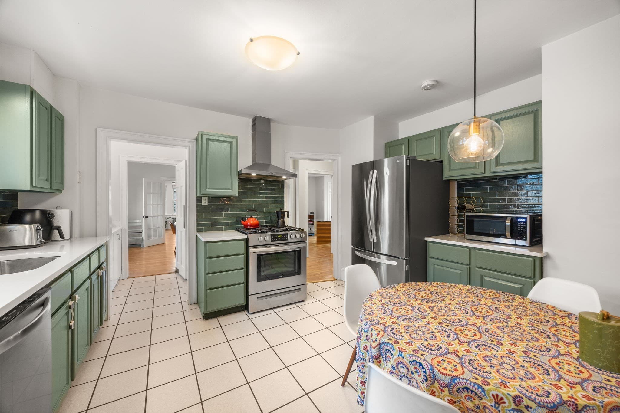 Condominium at 20 Silk St # 2, Arlington MA 02474, Arlington, photo 11 of 33