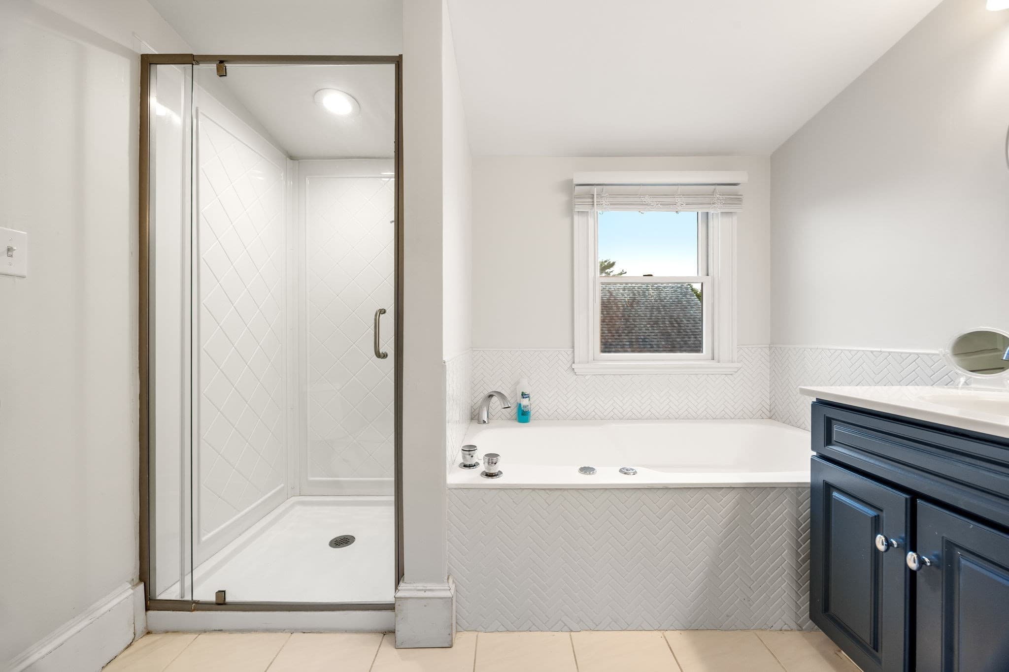 Condominium at 20 Silk St # 2, Arlington MA 02474, Arlington, photo 25 of 33