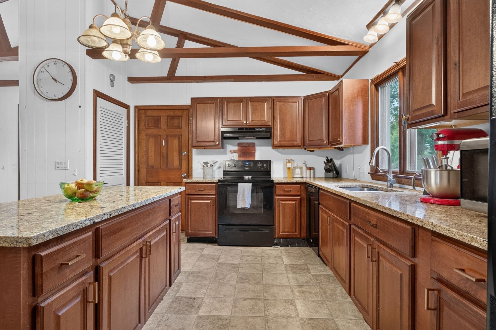 Single Family Residence at 17 Nashua St, Ayer MA 01432, Ayer, photo 7 of 27