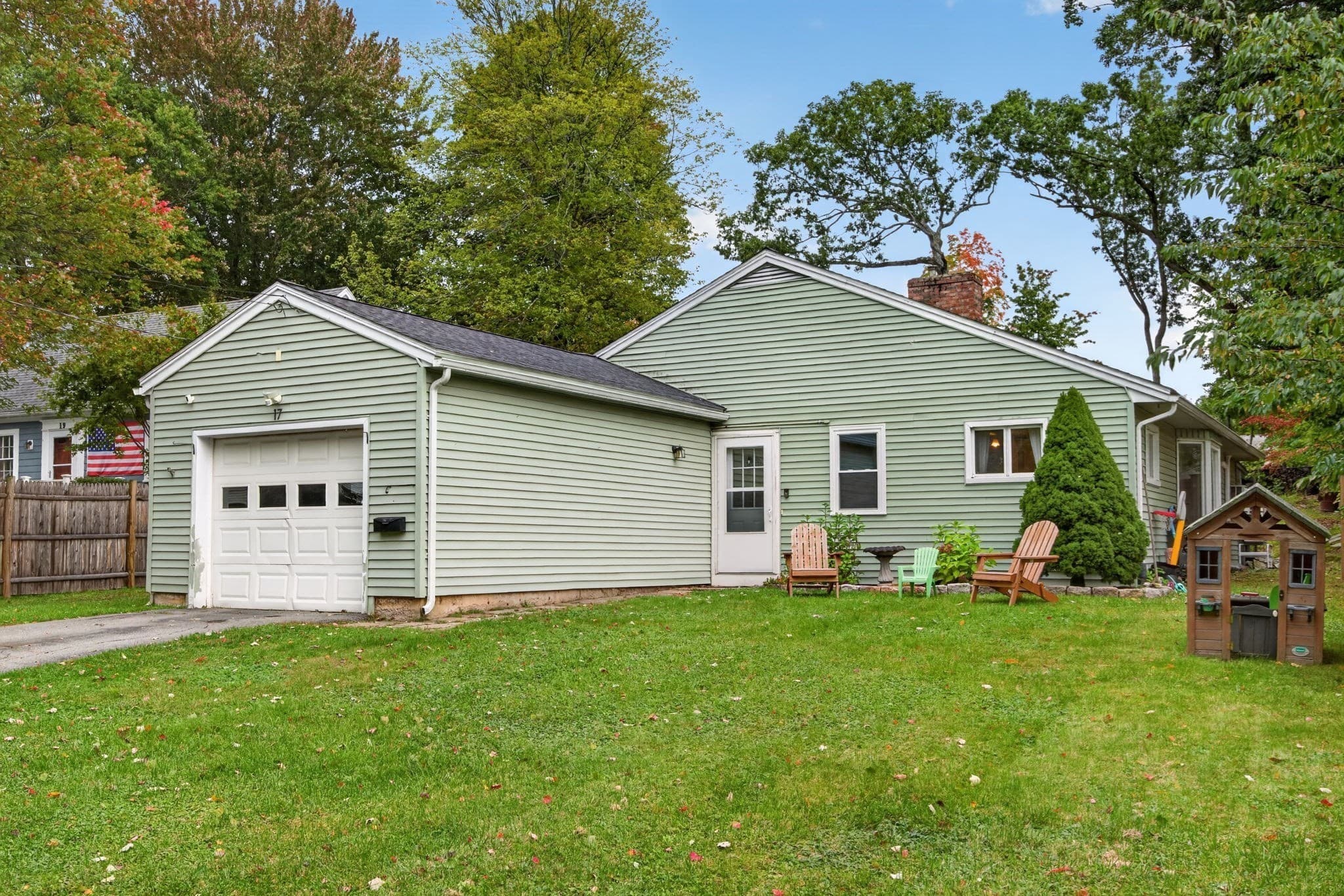 17 Nashua St, Ayer MA 01432
