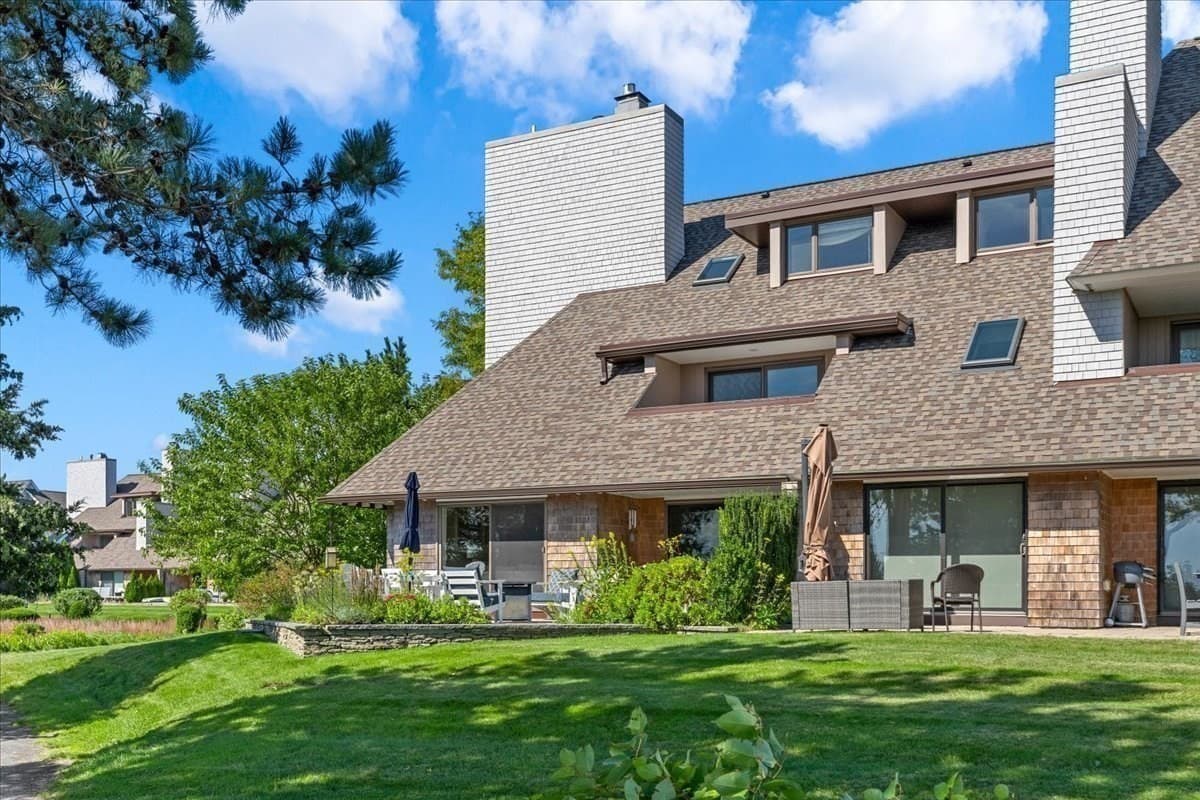 Condominium at 40 Ladds Way # 40, Scituate MA 02066, Scituate, photo 3 of 41
