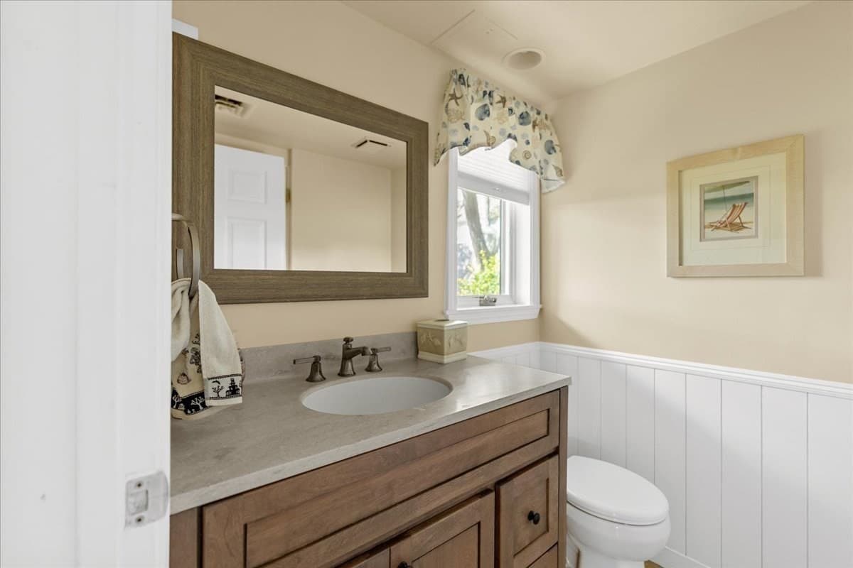 Condominium at 40 Ladds Way # 40, Scituate MA 02066, Scituate, photo 15 of 41