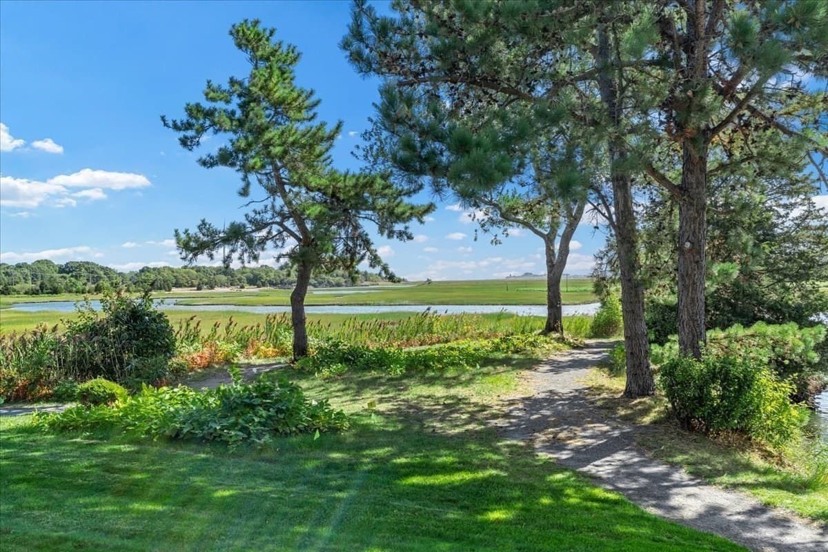 Condominium at 40 Ladds Way # 40, Scituate MA 02066, Scituate, photo 35 of 41