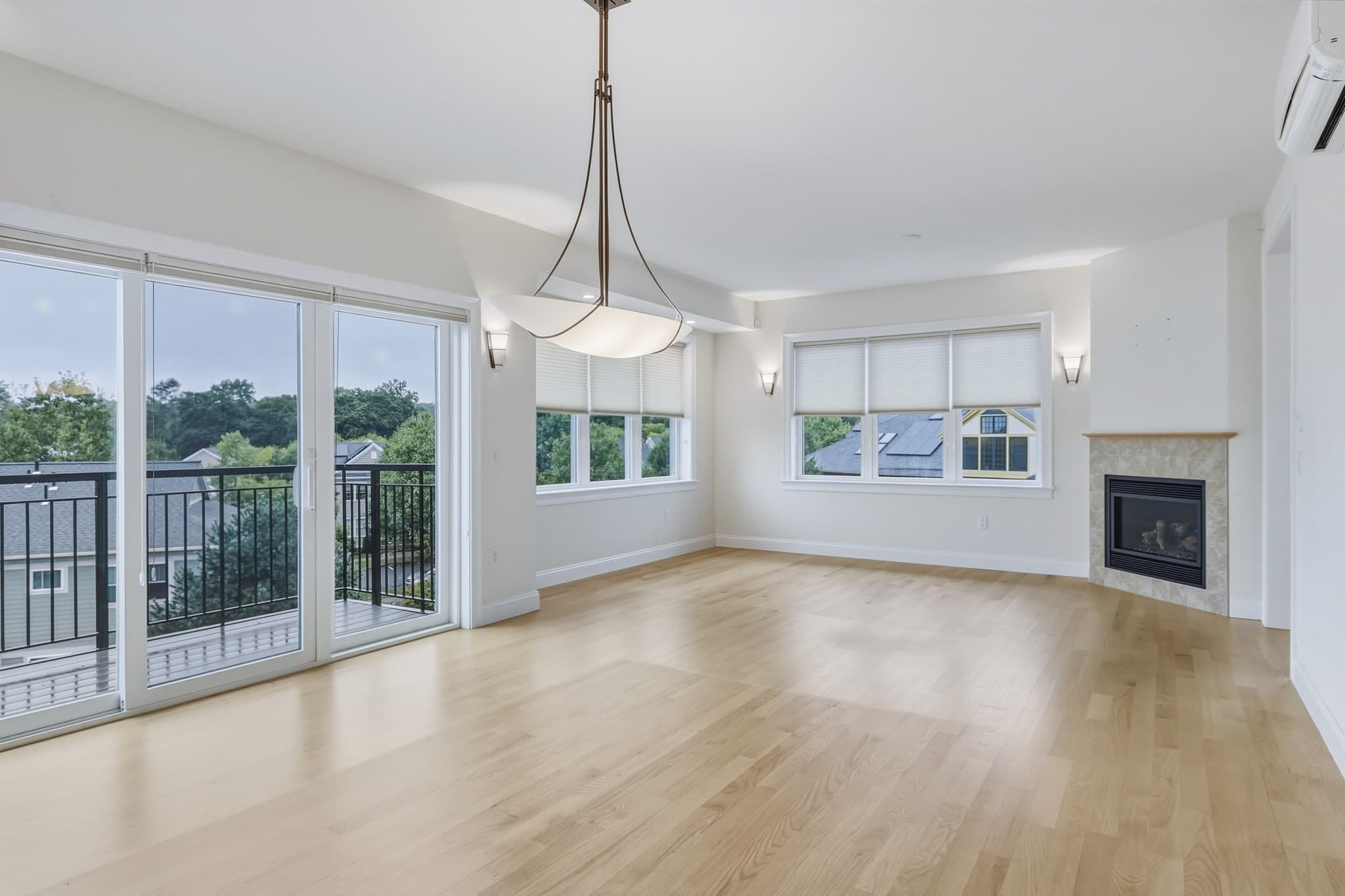 Condominium at 74 Village Hill Rd, Northampton MA 01060, Northampton, photo 11 of 30