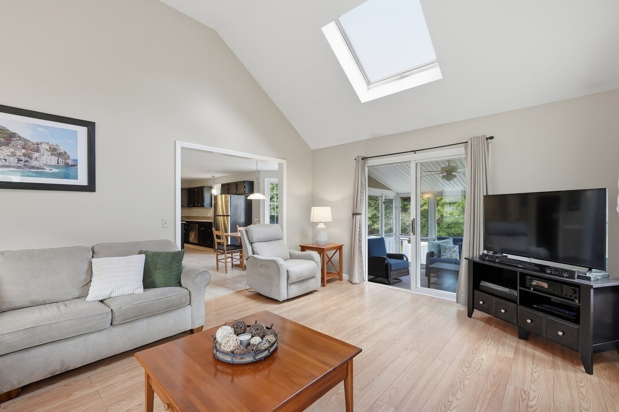 Single Family Residence at 16 Cedar Hill Rd, Sutton MA 01590, Sutton, photo 14 of 39