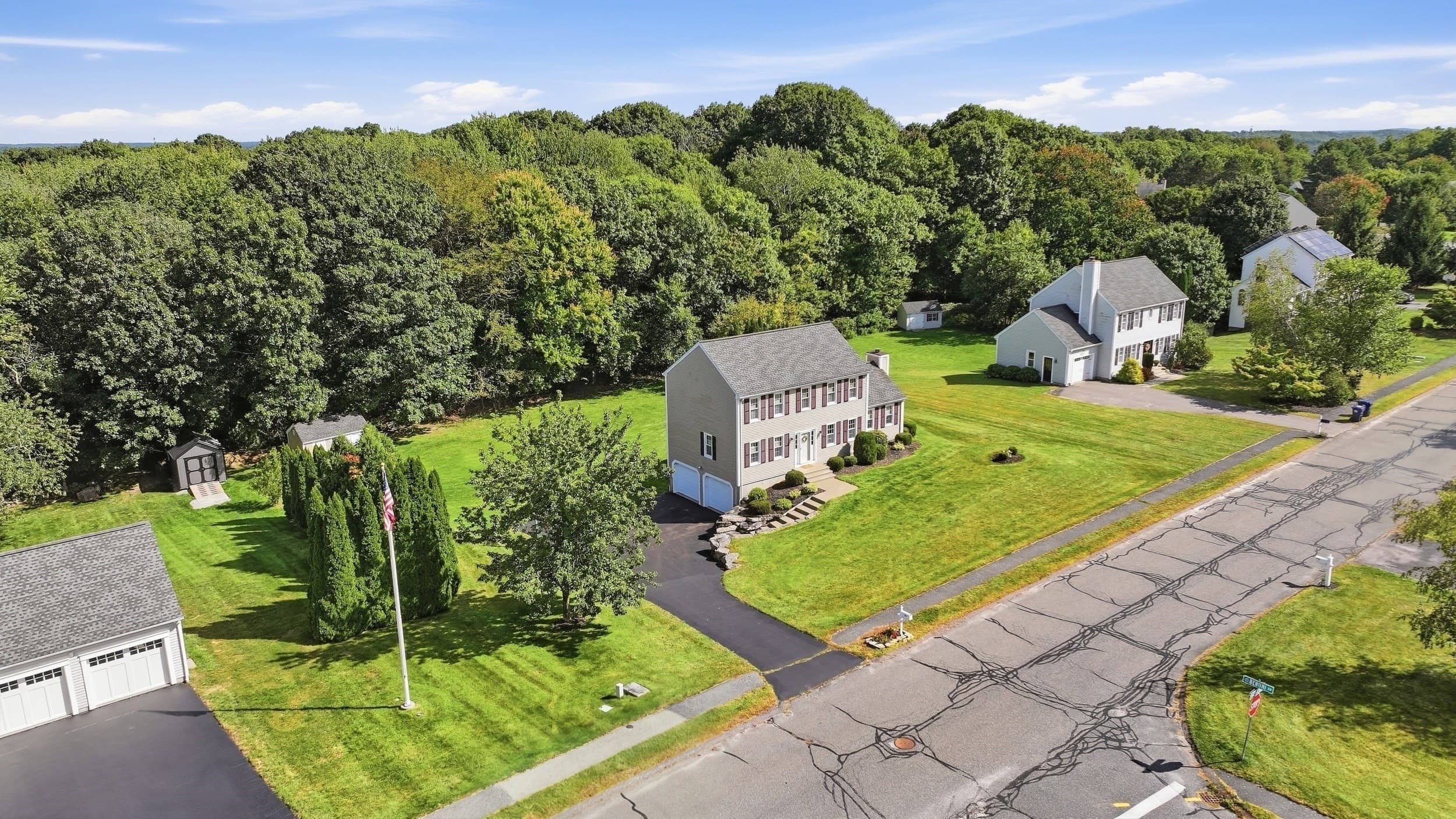 Single Family Residence at 16 Cedar Hill Rd, Sutton MA 01590, Sutton, photo 35 of 39