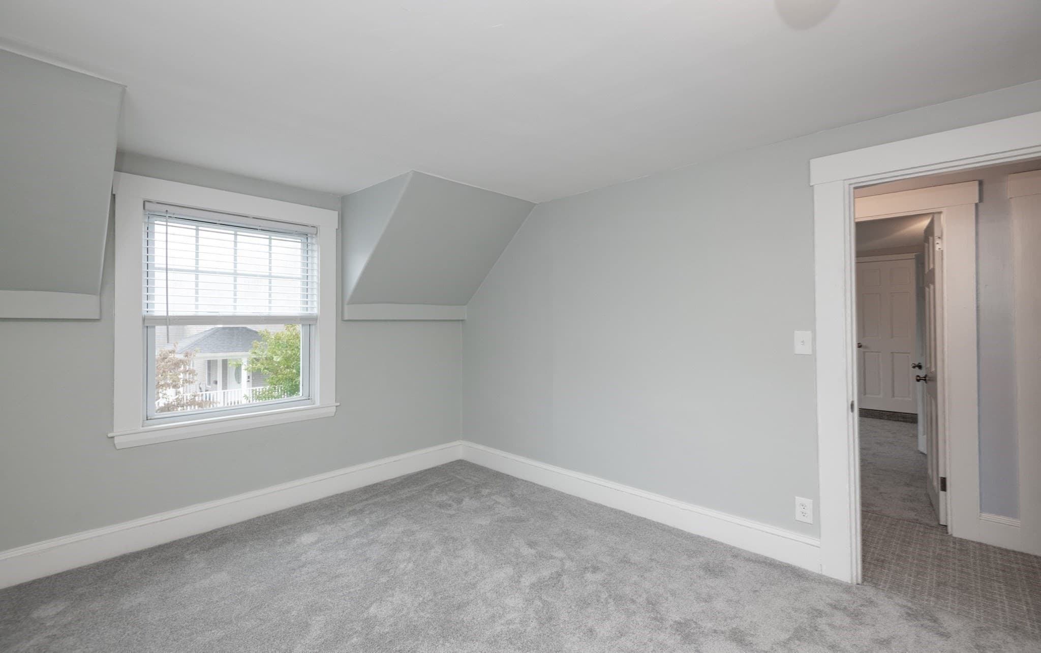 Single Family Residence at 8 Washington Street, Stoneham MA 02180, Stoneham, photo 29 of 40