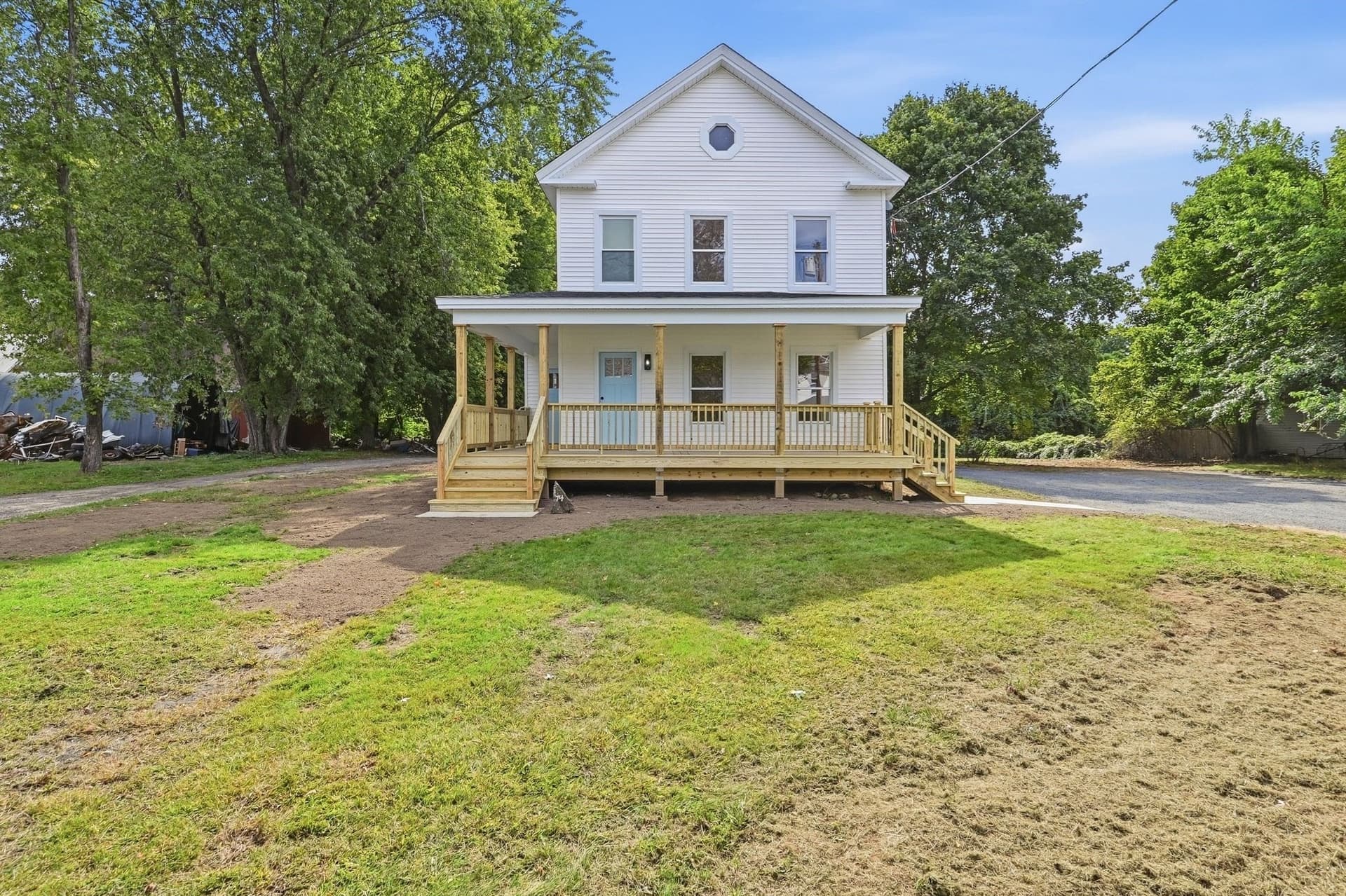 74 S Maple St, Westfield MA 01085