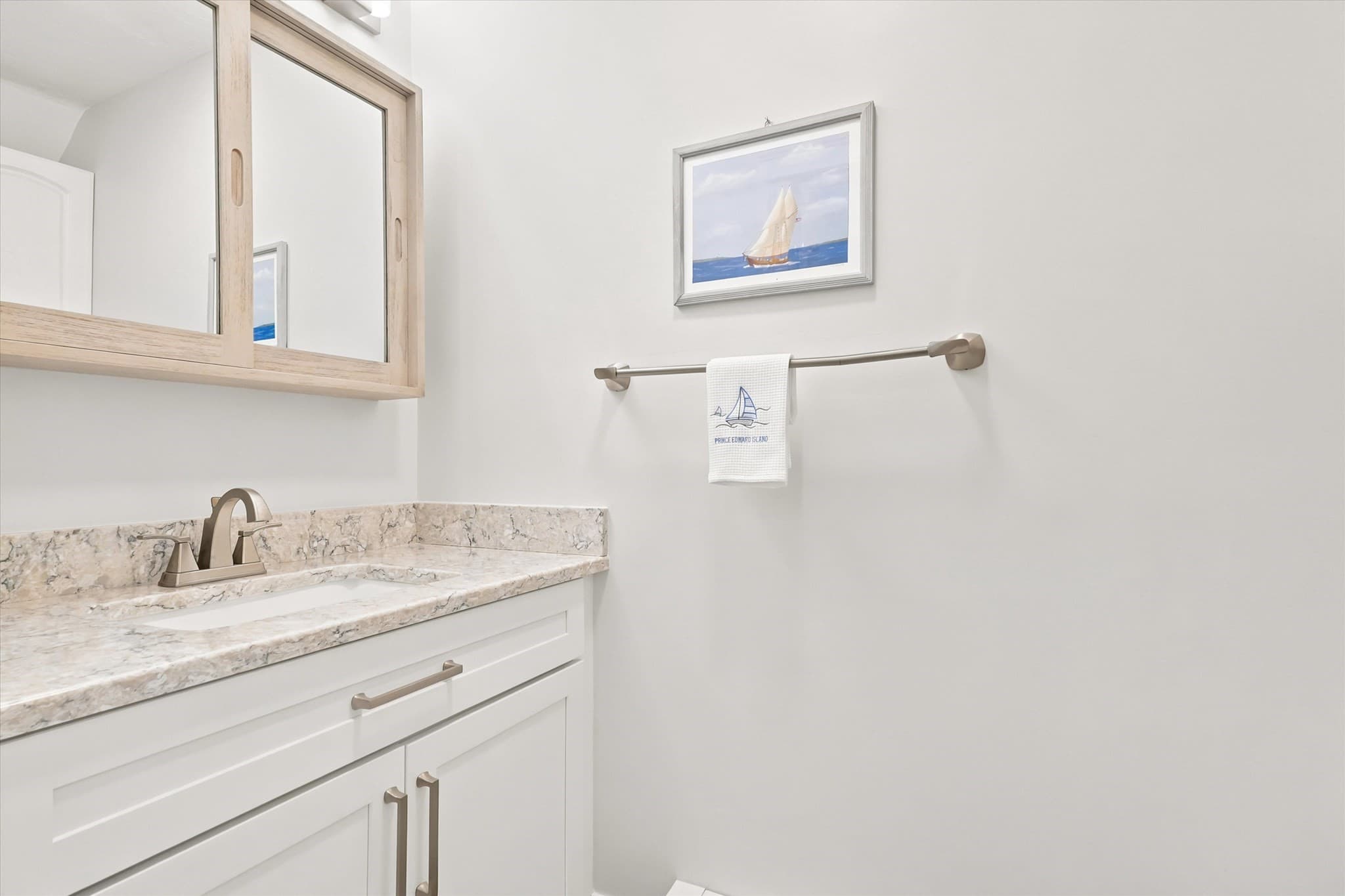 Condominium at 2 Greenleaf St # 3, Newburyport MA 01950, Newburyport, photo 17 of 35