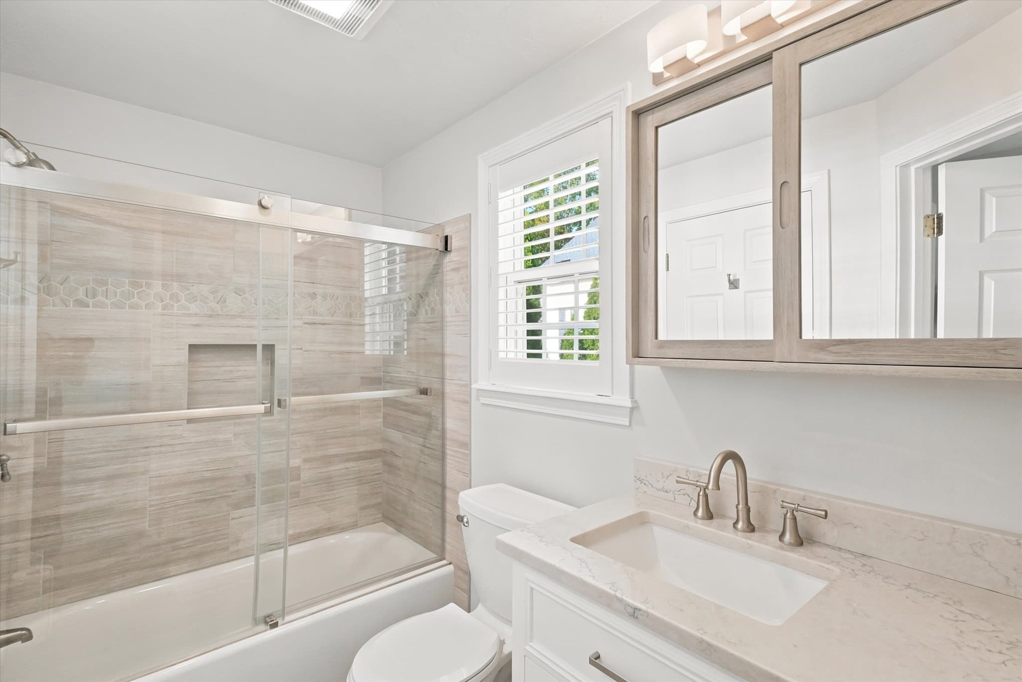 Condominium at 2 Greenleaf St # 3, Newburyport MA 01950, Newburyport, photo 20 of 35