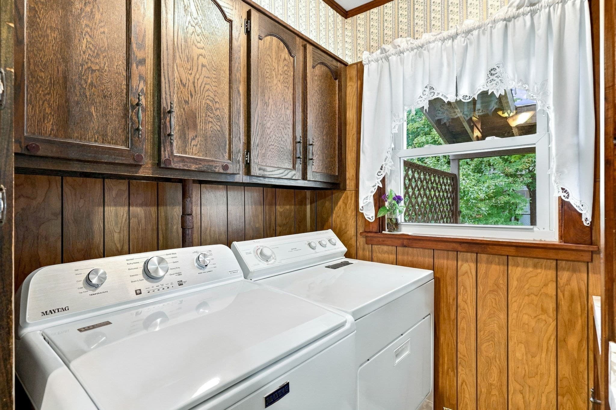 Single Family Residence at 12 Collins St, Newburyport MA 01950, Newburyport, photo 9 of 30