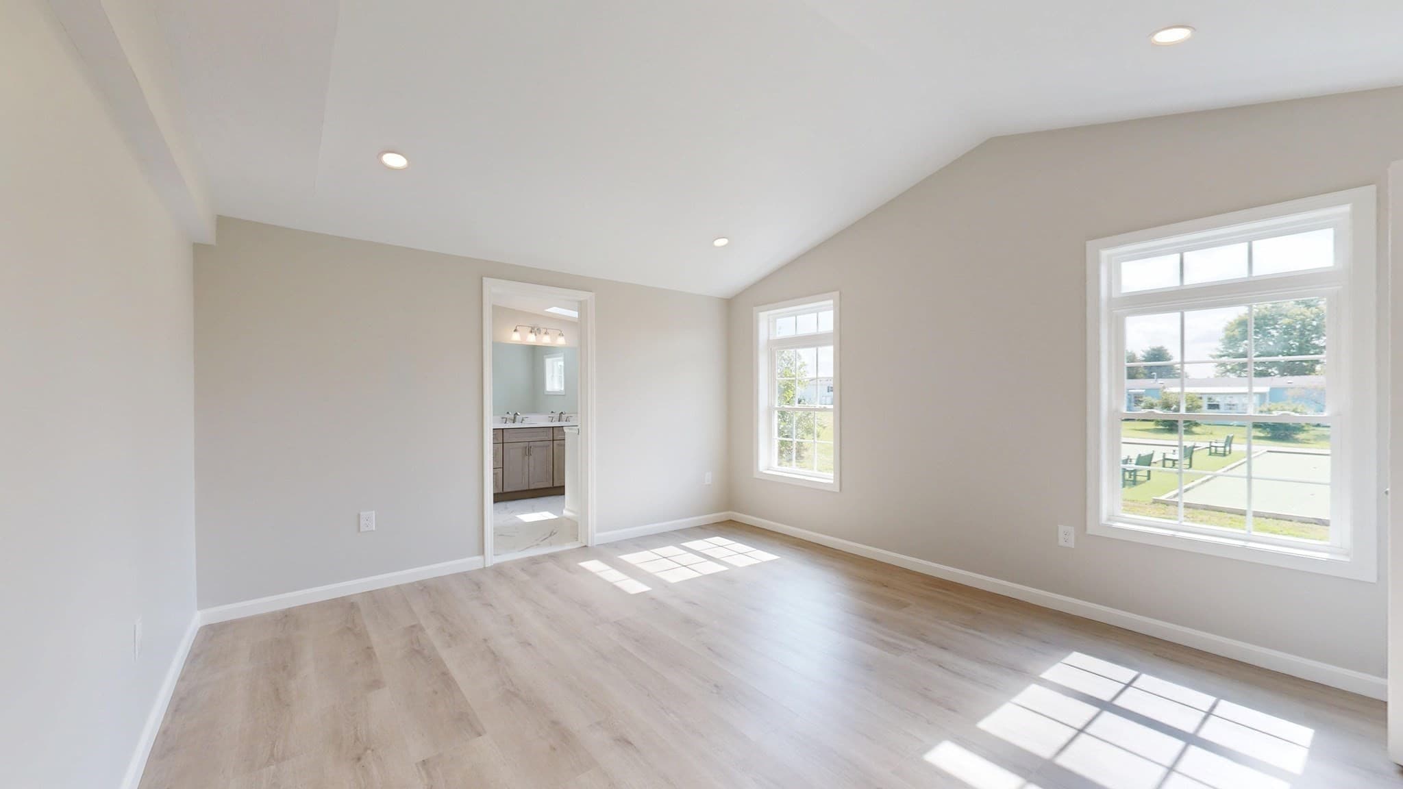 Mobile Home at 6 Emerald Pl, Raynham MA 02767, Raynham, photo 16 of 30