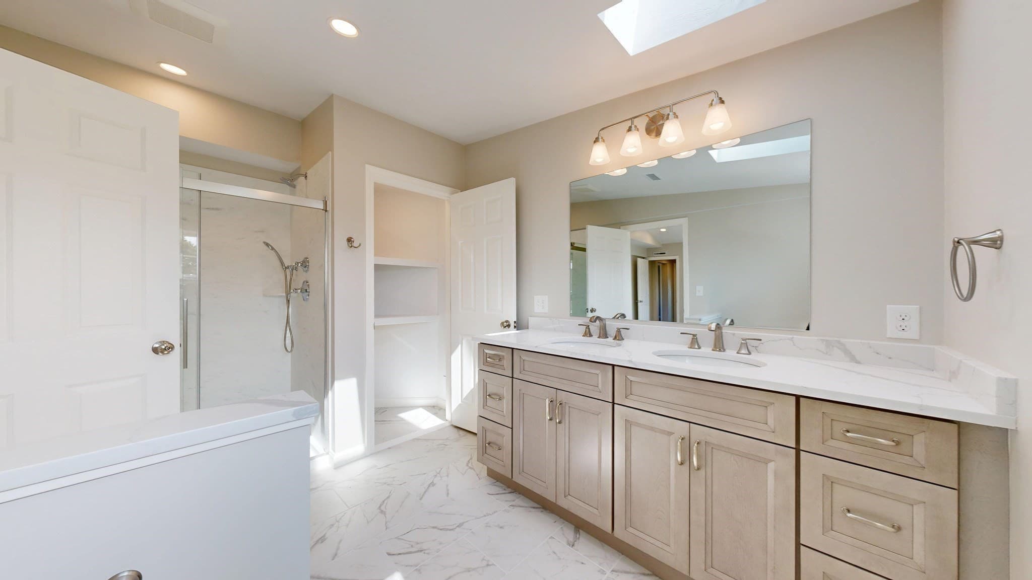 Mobile Home at 6 Emerald Pl, Raynham MA 02767, Raynham, photo 19 of 30