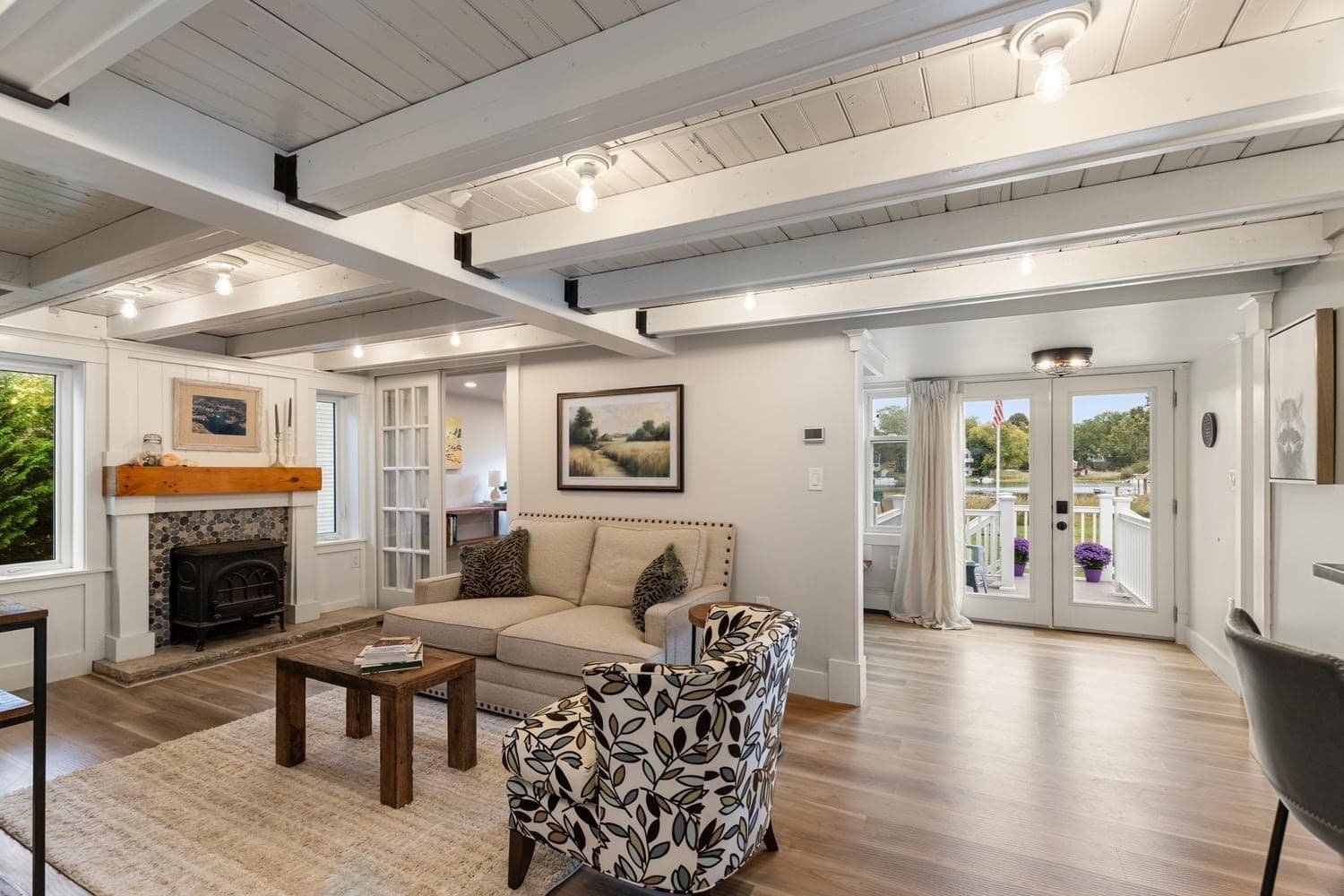 4 Tibbetts Ave, Danvers MA 01923