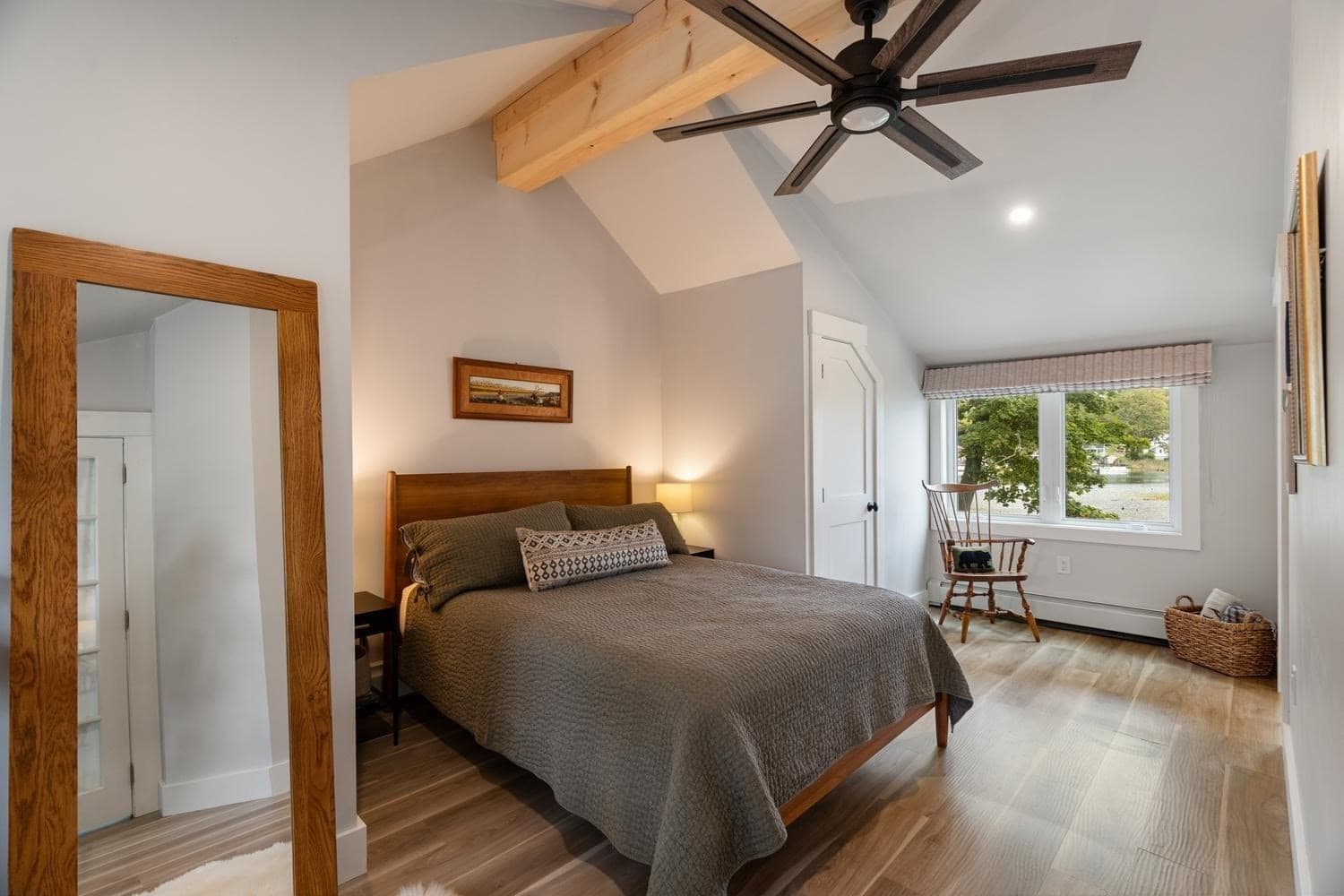 Single Family Residence at 4 Tibbetts Ave, Danvers MA 01923, Danvers, photo 14 of 35